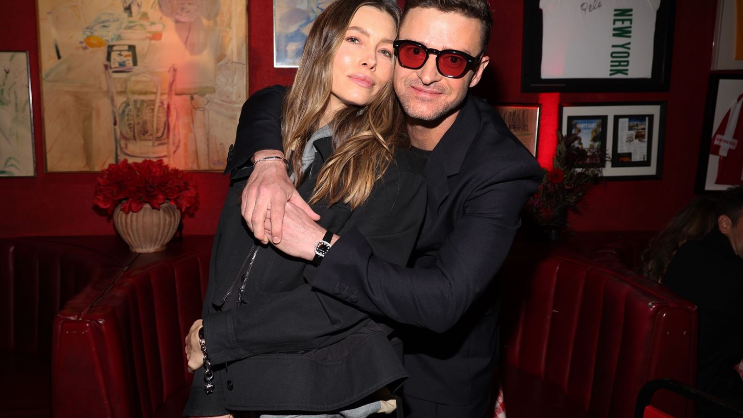 Jessica Biel | &#x397; &#x3C0;&#x3B1;&#x3C1;&#x3B1;&#x3B4;&#x3BF;&#x3C7;&#x3AE; &#x3B3;&#x3B9;&#x3B1; &#x3C4;&#x3B9;&#x3C2; &#x3B4;&#x3C5;&#x3C3;&#x3BA;&#x3BF;&#x3BB;&#x3AF;&#x3B5;&#x3C2; &#x3C3;&#x3C4;&#x3BF;&#x3BD; &#x3B3;&#x3AC;&#x3BC;&#x3BF; &#x3C4;&#x3B7;&#x3C2; &#x3BC;&#x3B5; &#x3C4;&#x3BF;&#x3BD; Justin Timberlake