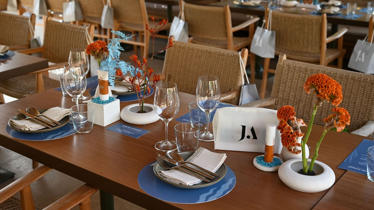 Η ολοκληρωμένη σειρά αντηλιακής προστασίας που αξίζει μια θέση στο καλοκαιρινό νεσεσέρ