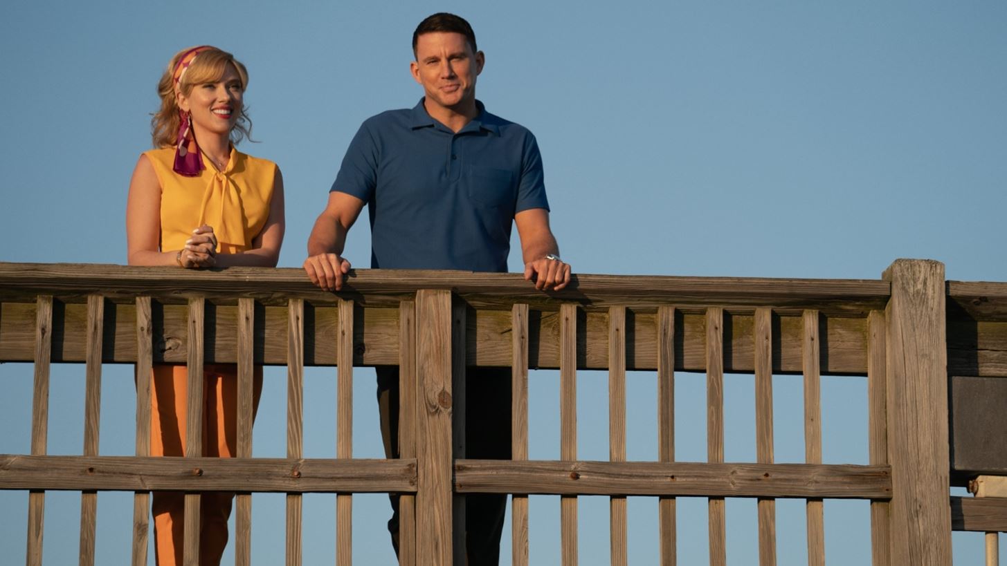 Greg Berlanti | &#x39F; &#x3C3;&#x3BA;&#x3B7;&#x3BD;&#x3BF;&#x3B8;&#x3AD;&#x3C4;&#x3B7;&#x3C2; &#x3C4;&#x3BF;&#x3C5; Fly Me To The Moon &#x3C3;&#x3C4;&#x3B7; Madame Figaro