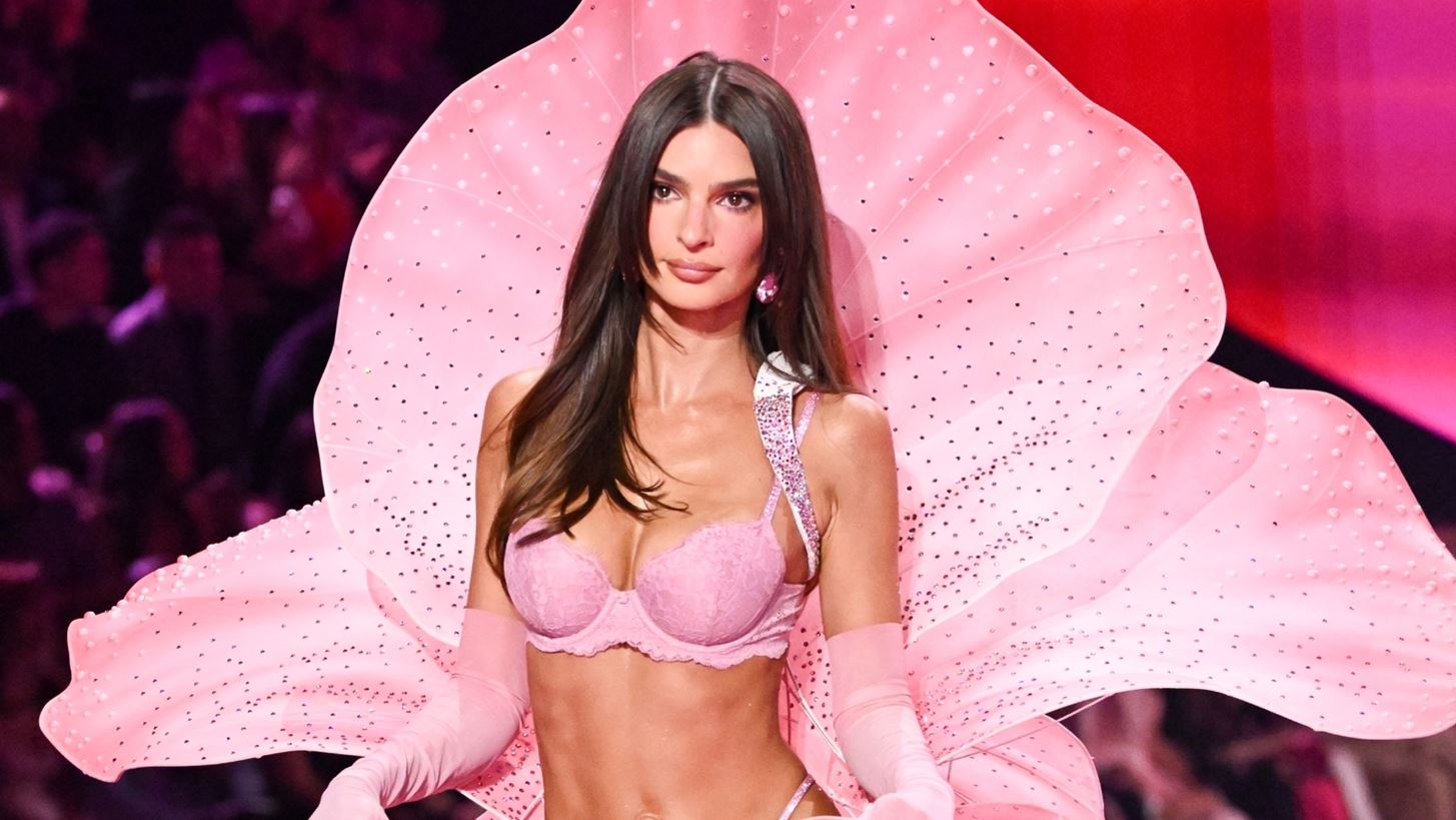Victoria&#x27;s Secret Finest | &#x3A4;&#x3B1; beauty looks &#x3C0;&#x3BF;&#x3C5; &#x3BE;&#x3B5;&#x3C7;&#x3CE;&#x3C1;&#x3B9;&#x3C3;&#x3B1;&#x3BD; &#x3C3;&#x3C4;&#x3BF; &#x3B8;&#x3C1;&#x3C5;&#x3BB;&#x3B9;&#x3BA;&#x3CC; fashion show