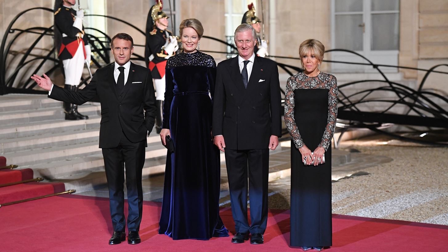 Brigitte Macron - &#x392;&#x3B1;&#x3C3;&#x3AF;&#x3BB;&#x3B9;&#x3C3;&#x3C3;&#x3B1; &#x39C;&#x3B1;&#x3C4;&#x3B8;&#x3BB;&#x3AF;&#x3B4;&#x3B7; &#x3C4;&#x3BF;&#x3C5; &#x392;&#x3B5;&#x3BB;&#x3B3;&#x3AF;&#x3BF;&#x3C5; | &#x39C;&#x3B5; &#x3C3;&#x3C7;&#x3B5;&#x3B4;&#x3CC;&#x3BD; &#x3AF;&#x3B4;&#x3B9;&#x3B1; &#x3B2;&#x3C1;&#x3B1;&#x3B4;&#x3B9;&#x3BD;&#x3AC; &#x3C6;&#x3BF;&#x3C1;&#x3AD;&#x3BC;&#x3B1;&#x3C4;&#x3B1; &#x3C3;&#x3C4;&#x3BF; &#x3A0;&#x3B1;&#x3C1;&#x3AF;&#x3C3;&#x3B9;