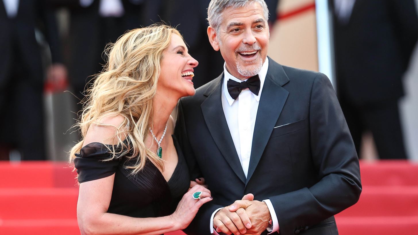 George Clooney - Julia Roberts | &#x395;&#x3BE;&#x3AE;&#x3B3;&#x3B7;&#x3C3;&#x3B1;&#x3BD; &#x3B3;&#x3B9;&#x3B1;&#x3C4;&#x3AF; &#x3B4;&#x3B5;&#x3BD; &#x3B2;&#x3B3;&#x3AE;&#x3BA;&#x3B1;&#x3BD; &#x3C0;&#x3BF;&#x3C4;&#x3AD; &#x3C1;&#x3B1;&#x3BD;&#x3C4;&#x3B5;&#x3B2;&#x3BF;&#x3CD;