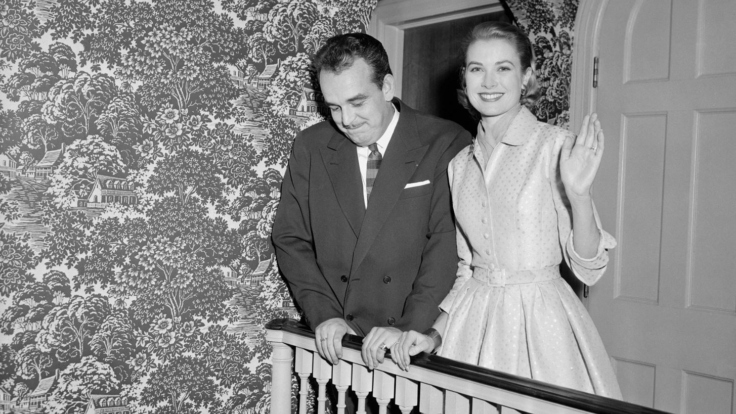 Grace Kelly | &#x388;&#x3BD;&#x3B1; &#x3BD;&#x3AD;&#x3BF; &#x3BD;&#x3C4;&#x3BF;&#x3BA;&#x3B9;&#x3BC;&#x3B1;&#x3BD;&#x3C4;&#x3AD;&#x3C1; &#x3B5;&#x3BE;&#x3B7;&#x3B3;&#x3B5;&#x3AF; &#x3C0;&#x3CE;&#x3C2; &#x3AD;&#x3C7;&#x3B1;&#x3C3;&#x3B5; &#x3C4;&#x3B7;&#x3BD; &#x3C0;&#x3B5;&#x3C1;&#x3B9;&#x3BF;&#x3C5;&#x3C3;&#x3AF;&#x3B1; &#x3C4;&#x3B7;&#x3C2;