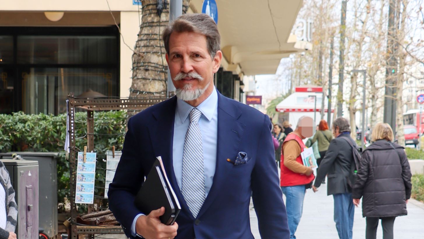 &#x3A0;&#x3B1;&#x3CD;&#x3BB;&#x3BF;&#x3C2; &#x39D;&#x3C4;&#x3B5; &#x393;&#x3BA;&#x3C1;&#x3B5;&#x3C2; | Solo &#x3B5;&#x3BC;&#x3C6;&#x3AC;&#x3BD;&#x3B9;&#x3C3;&#x3B7; &#x3C3;&#x3C4;&#x3B7;&#x3BD; &#x391;&#x3B8;&#x3AE;&#x3BD;&#x3B1;