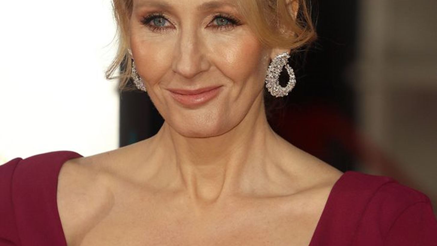 &#x397; JK Rowling &#x3B4;&#x3C9;&#x3C1;&#x3AF;&#x3B6;&#x3B5;&#x3B9; 1 &#x3B5;&#x3BA;&#x3B1;&#x3C4;&#x3BF;&#x3BC;&#x3BC;&#x3CD;&#x3C1;&#x3B9;&#x3BF; &#x3BB;&#x3AF;&#x3C1;&#x3B5;&#x3C2; &#x3C3;&#x3B5; &#x3C6;&#x3B9;&#x3BB;&#x3B1;&#x3BD;&#x3B8;&#x3C1;&#x3C9;&#x3C0;&#x3B9;&#x3BA;&#x3AC; &#x3B9;&#x3B4;&#x3C1;&#x3CD;&#x3BC;&#x3B1;&#x3C4;&#x3B1; &#x3C0;&#x3BF;&#x3C5; &#x3C5;&#x3C0;&#x3BF;&#x3C3;&#x3C4;&#x3B7;&#x3C1;&#x3AF;&#x3B6;&#x3BF;&#x3C5;&#x3BD; &#x3B5;&#x3C5;&#x3AC;&#x3BB;&#x3C9;&#x3C4;&#x3B1; &#x3AC;&#x3C4;&#x3BF;&#x3BC;&#x3B1;