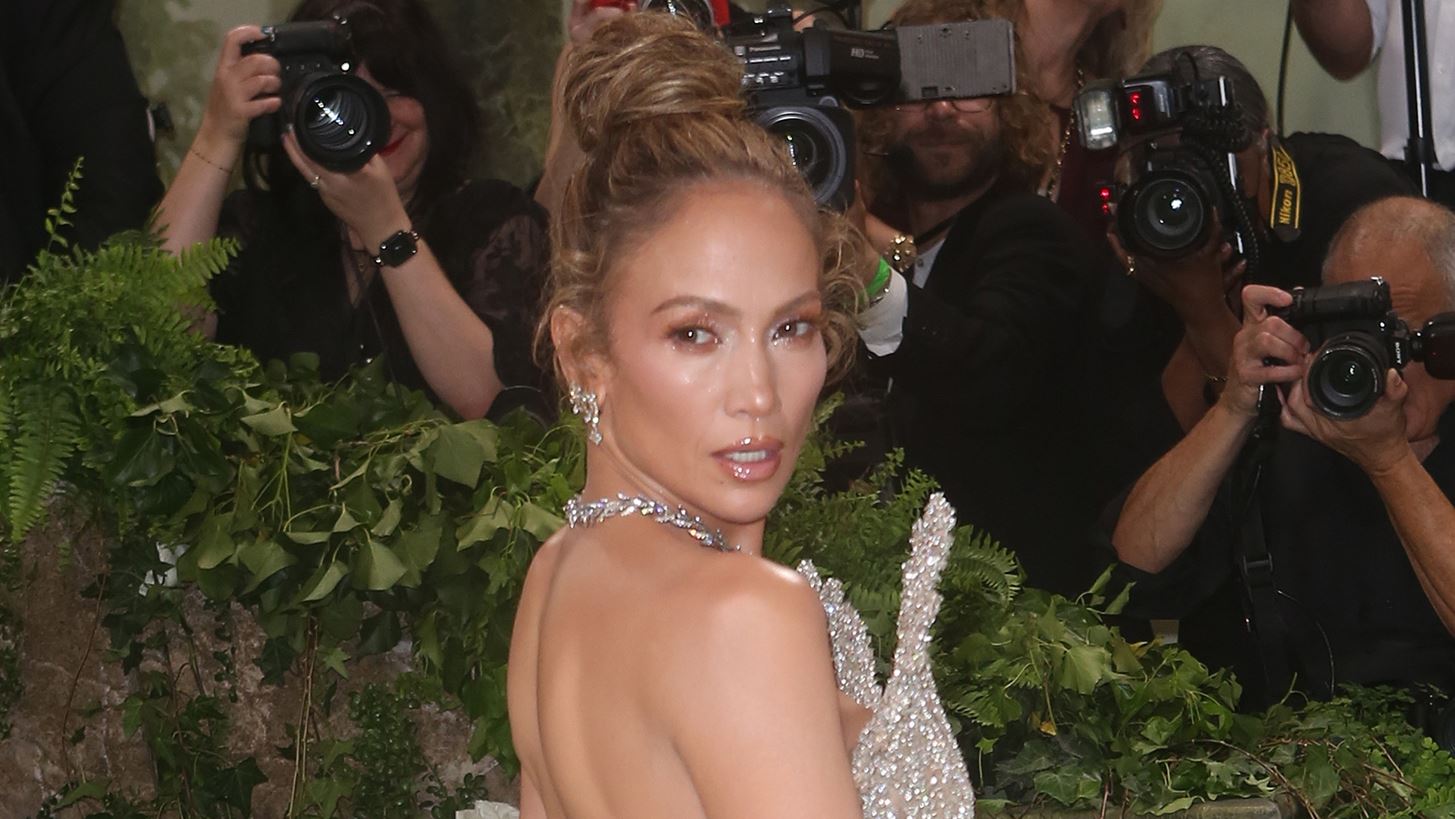 Met Gala 2024 | &#x39F;&#x3B9; &#x3B5;&#x3BD;&#x3C4;&#x3C5;&#x3C0;&#x3C9;&#x3C3;&#x3B9;&#x3B1;&#x3BA;&#x3AD;&#x3C2; beauty &#x3B5;&#x3BC;&#x3C6;&#x3B1;&#x3BD;&#x3AF;&#x3C3;&#x3B5;&#x3B9;&#x3C2; &#x3C0;&#x3BF;&#x3C5; &#x3B8;&#x3B1; &#x3C3;&#x3C5;&#x3B6;&#x3B7;&#x3C4;&#x3B7;&#x3B8;&#x3BF;&#x3CD;&#x3BD;