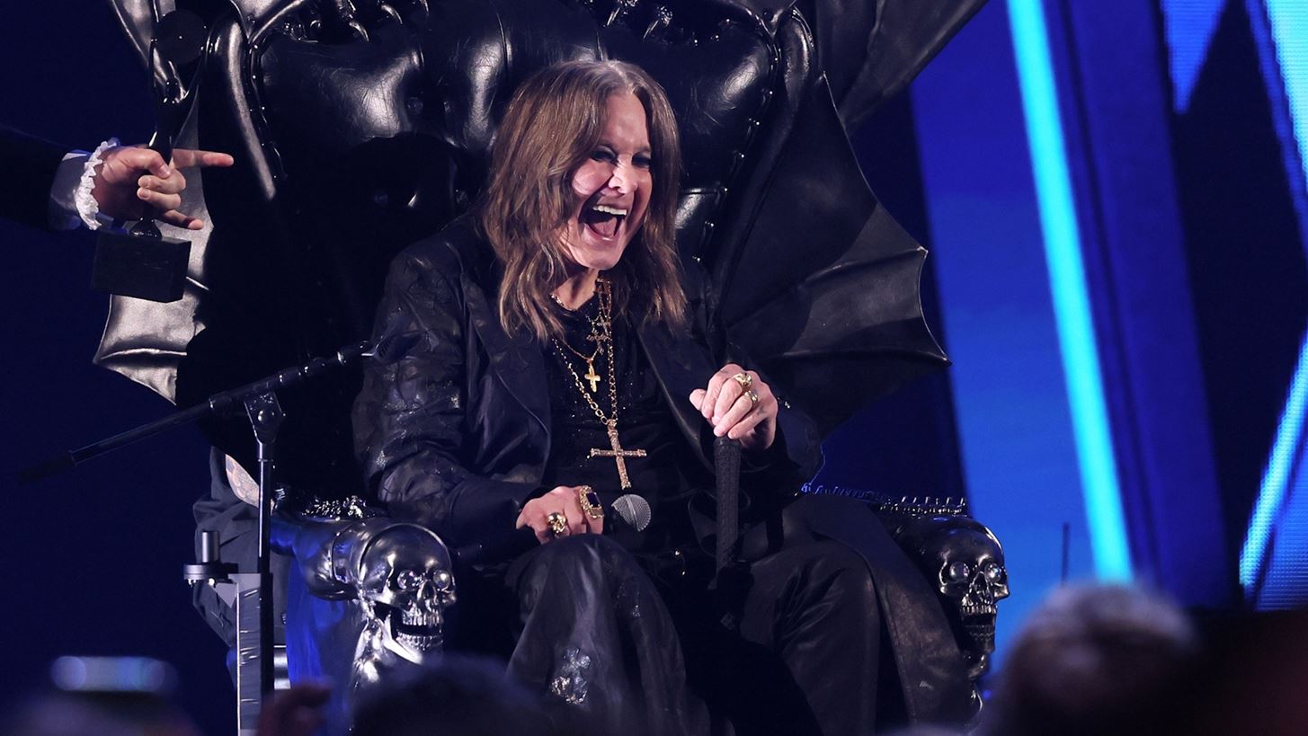 &#x39F; Ozzy Osbourne &quot;&#x3AD;&#x3C6;&#x3C5;&#x3B3;&#x3B5;&quot; &#x3C3;&#x3B5; &#x3B7;&#x3BB;&#x3B9;&#x3BA;&#x3AF;&#x3B1; 76 &#x3B5;&#x3C4;&#x3CE;&#x3BD; &#x3BC;&#x3CC;&#x3BB;&#x3B9;&#x3C2; &#x3BB;&#x3AF;&#x3B3;&#x3B5;&#x3C2; &#x3BC;&#x3AD;&#x3C1;&#x3B5;&#x3C2; &#x3BC;&#x3B5;&#x3C4;&#x3AC; &#x3C4;&#x3B7;&#x3BD; &#x3C4;&#x3B5;&#x3BB;&#x3B5;&#x3C5;&#x3C4;&#x3B1;&#x3AF;&#x3B1; &#x3C4;&#x3BF;&#x3C5; &#x3B5;&#x3BC;&#x3C6;&#x3AC;&#x3BD;&#x3B9;&#x3C3;&#x3B7;