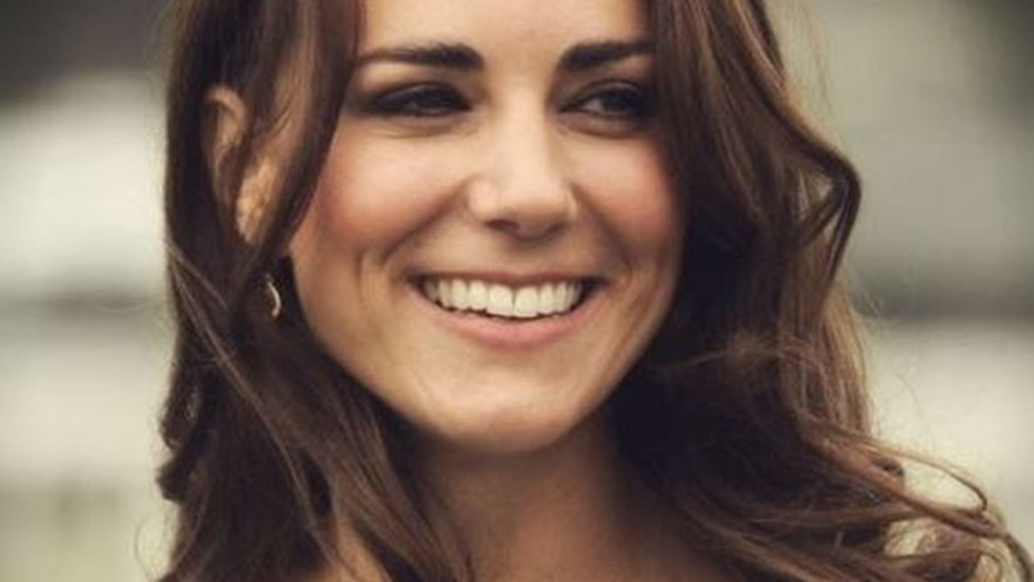 &#x397; &#x3C0;&#x3C1;&#x3CE;&#x3C4;&#x3B7; &#x3B5;&#x3BC;&#x3C6;&#x3AC;&#x3BD;&#x3B9;&#x3C3;&#x3B7; &#x3C4;&#x3B7;&#x3C2; Kate Middleton &#x3BC;&#x3B5; &#x3B4;&#x3B7;&#x3BC;&#x3B9;&#x3BF;&#x3C5;&#x3C1;&#x3B3;&#x3AF;&#x3B1; &#x3B1;&#x3C5;&#x3C4;&#x3BF;&#x3CD; &#x3C4;&#x3BF;&#x3C5; &#x3C0;&#x3BF;&#x3BB;&#x3CD; &#x3B4;&#x3B9;&#x3AC;&#x3C3;&#x3B7;&#x3BC;&#x3BF;&#x3C5; &#x3BF;&#x3AF;&#x3BA;&#x3BF;&#x3C5; &#x3BC;&#x3CC;&#x3B4;&#x3B1;&#x3C2;