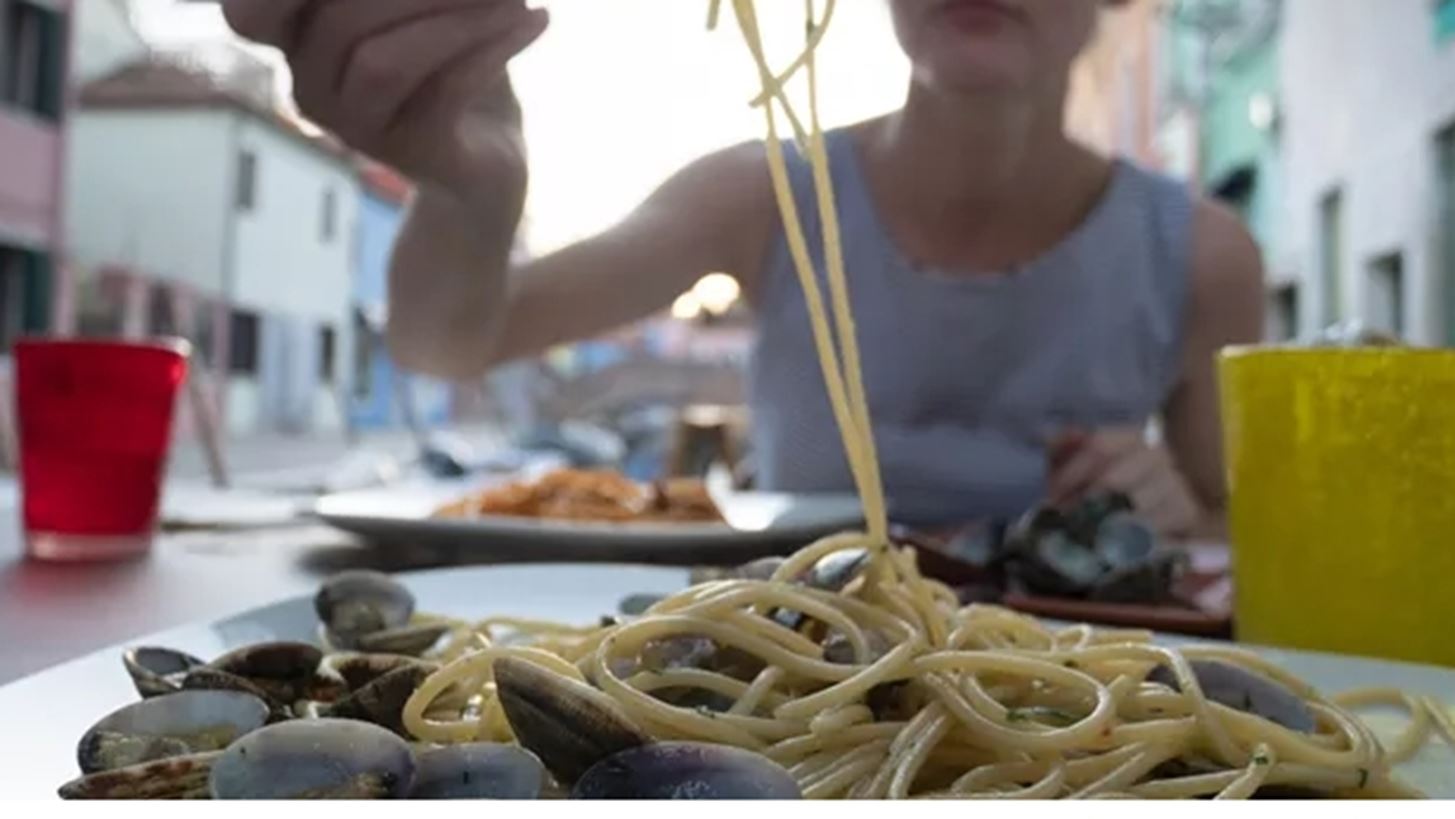 Πώς οι Ιταλοί τρώνε (συνέχεια) ζυμαρικά και δεν παχαίνουν; Με αυτά τα tips