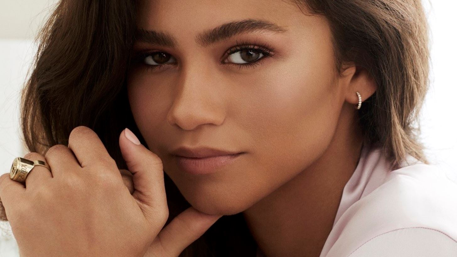 Zendaya | &#x391;&#x3C5;&#x3C4;&#x3AC; &#x3B5;&#x3AF;&#x3BD;&#x3B1;&#x3B9; &#x3C4;&#x3B1; &#x3BA;&#x3B1;&#x3BB;&#x3CD;&#x3C4;&#x3B5;&#x3C1;&#x3B1; &#x3BC;&#x3B1;&#x3BA;&#x3B9;&#x3B3;&#x3B9;&#x3AC;&#x3B6; &#x3C0;&#x3BF;&#x3C5; &#x3BC;&#x3B1;&#x3C2; &#x3AD;&#x3C7;&#x3B5;&#x3B9; &#x3B4;&#x3B5;&#x3AF;&#x3BE;&#x3B5;&#x3B9;