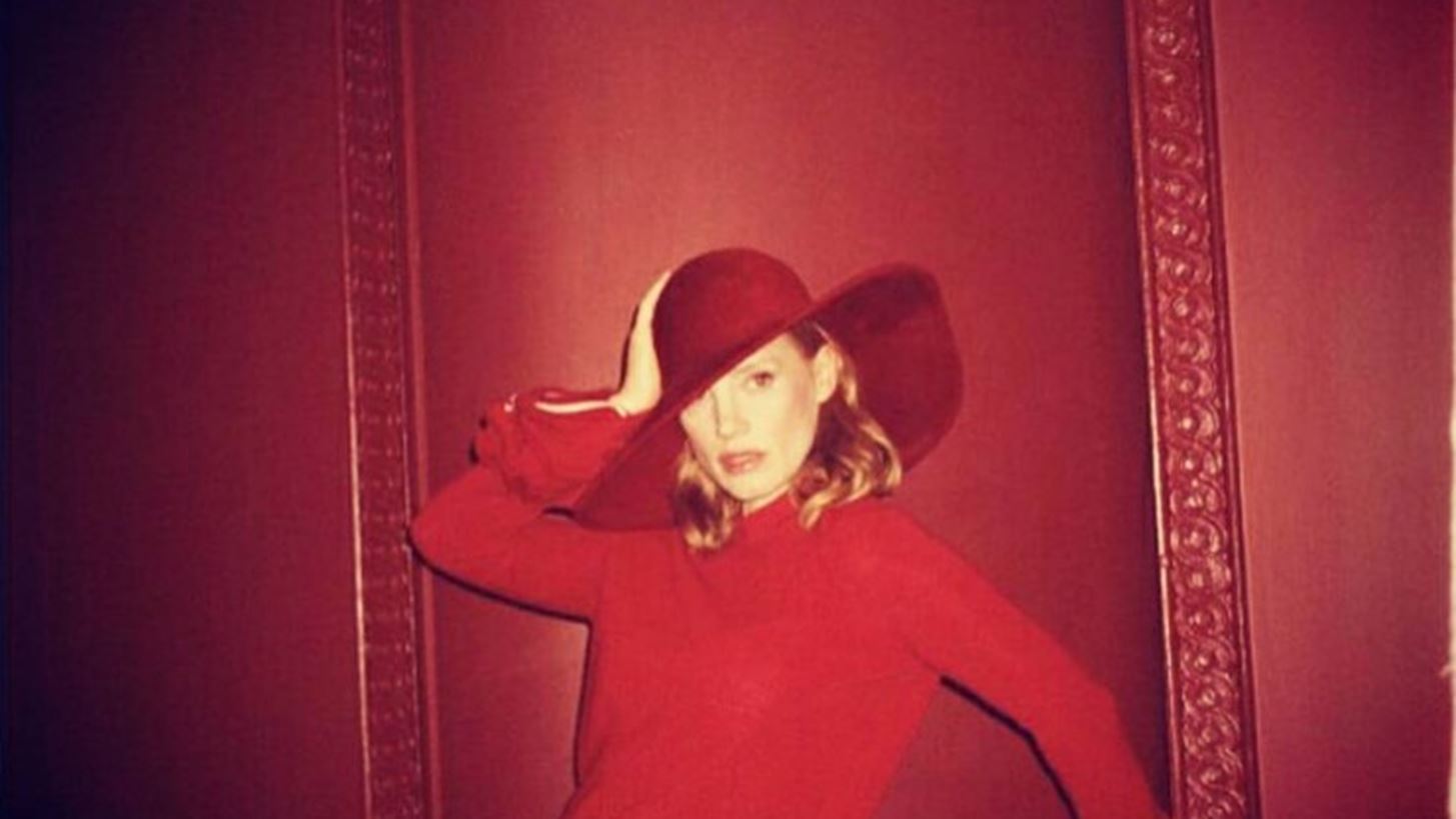 Jessica Chastain: &#x3A0;&#x3B1;&#x3BD;&#x3C4;&#x3C1;&#x3B5;&#x3CD;&#x3C4;&#x3B7;&#x3BA;&#x3B5; &#x3C4;&#x3BF;&#x3BD; &#x3B1;&#x3B3;&#x3B1;&#x3C0;&#x3B7;&#x3BC;&#x3AD;&#x3BD;&#x3BF; &#x3C4;&#x3B7;&#x3C2;