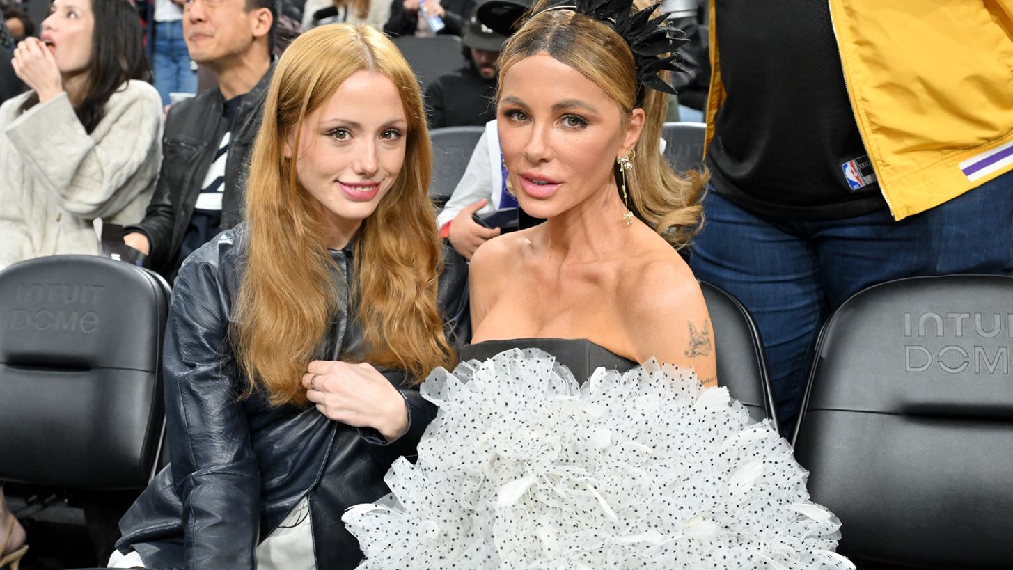 Kate Beckinsale &amp; Lily Mo Sheen | Με twin look &amp; ομοιότητα που σοκάρει