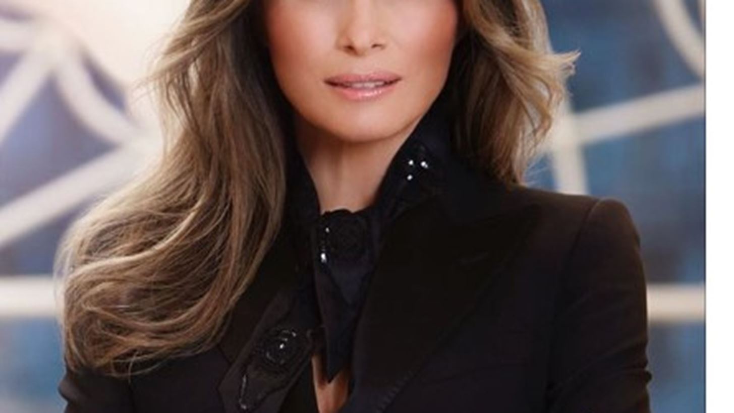 Melania Trump: &#x3A4;&#x3BF; &#x3BC;&#x3AE;&#x3BD;&#x3C5;&#x3BC;&#x3B1; &#x3C3;&#x3C4;&#x3BF; jacket &#x3C4;&#x3B7;&#x3C2; &#x3BA;&#x3B1;&#x3C4;&#x3AC; &#x3C4;&#x3B7;&#x3BD; &#x3B5;&#x3C0;&#x3B9;&#x3C3;&#x3BA;&#x3AD;&#x3C8;&#x3B7; &#x3C3;&#x3C4;&#x3BF; &#x3BA;&#x3AD;&#x3BD;&#x3C4;&#x3C1;&#x3BF; &#x3BA;&#x3C1;&#x3AC;&#x3C4;&#x3B7;&#x3C3;&#x3B7;&#x3C2; &#x3C0;&#x3B1;&#x3B9;&#x3B4;&#x3B9;&#x3CE;&#x3BD; &#x3C3;&#x3C4;&#x3BF; &#x39C;&#x3B5;&#x3BE;&#x3B9;&#x3BA;&#x3CC;