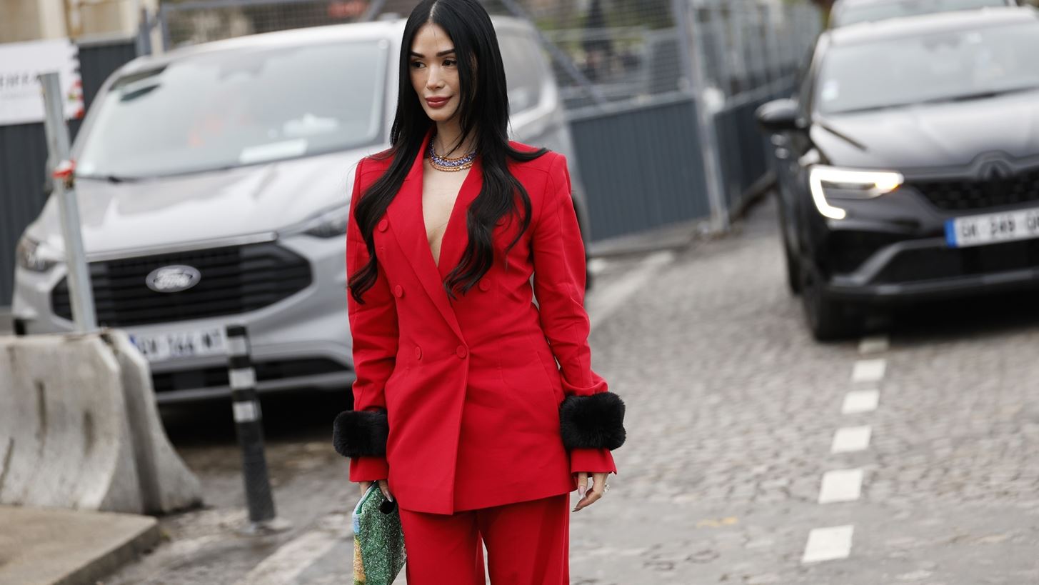 5 κόκκινα κομμάτια από τη Mango που μπορείς να φορέσεις στο ραντεβού σου