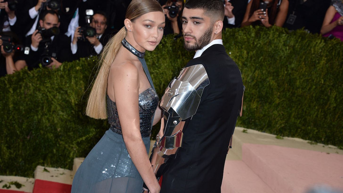 &#x39F; &#x396;ayn Malik &#x3BA;&#x3B1;&#x3B9; &#x3B7; Gigi Hadid &#x3B5;&#x3AF;&#x3BD;&#x3B1;&#x3B9; &quot;&#x3AD;&#x3BD;&#x3B1; &#x3B6;&#x3B5;&#x3C5;&#x3B3;&#x3AC;&#x3C1;&#x3B9; &#x3C3;&#x3B1;&#x3BD; &#x3CC;&#x3BB;&#x3B1; &#x3C4;&#x3B1; &#x3AC;&#x3BB;&#x3BB;&#x3B1;&quot;