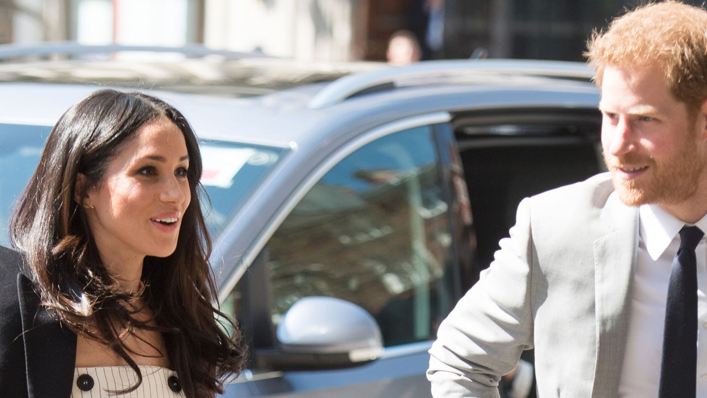 Meghan Markle: &#x39C;&#x3B5; &#x3C4;&#x3BF; must-have &#x3C6;&#x3CC;&#x3C1;&#x3B5;&#x3BC;&#x3B1; &#x3C4;&#x3BF;&#x3C5; &#x3BA;&#x3B1;&#x3BB;&#x3BF;&#x3BA;&#x3B1;&#x3B9;&#x3C1;&#x3B9;&#x3BF;&#x3CD;