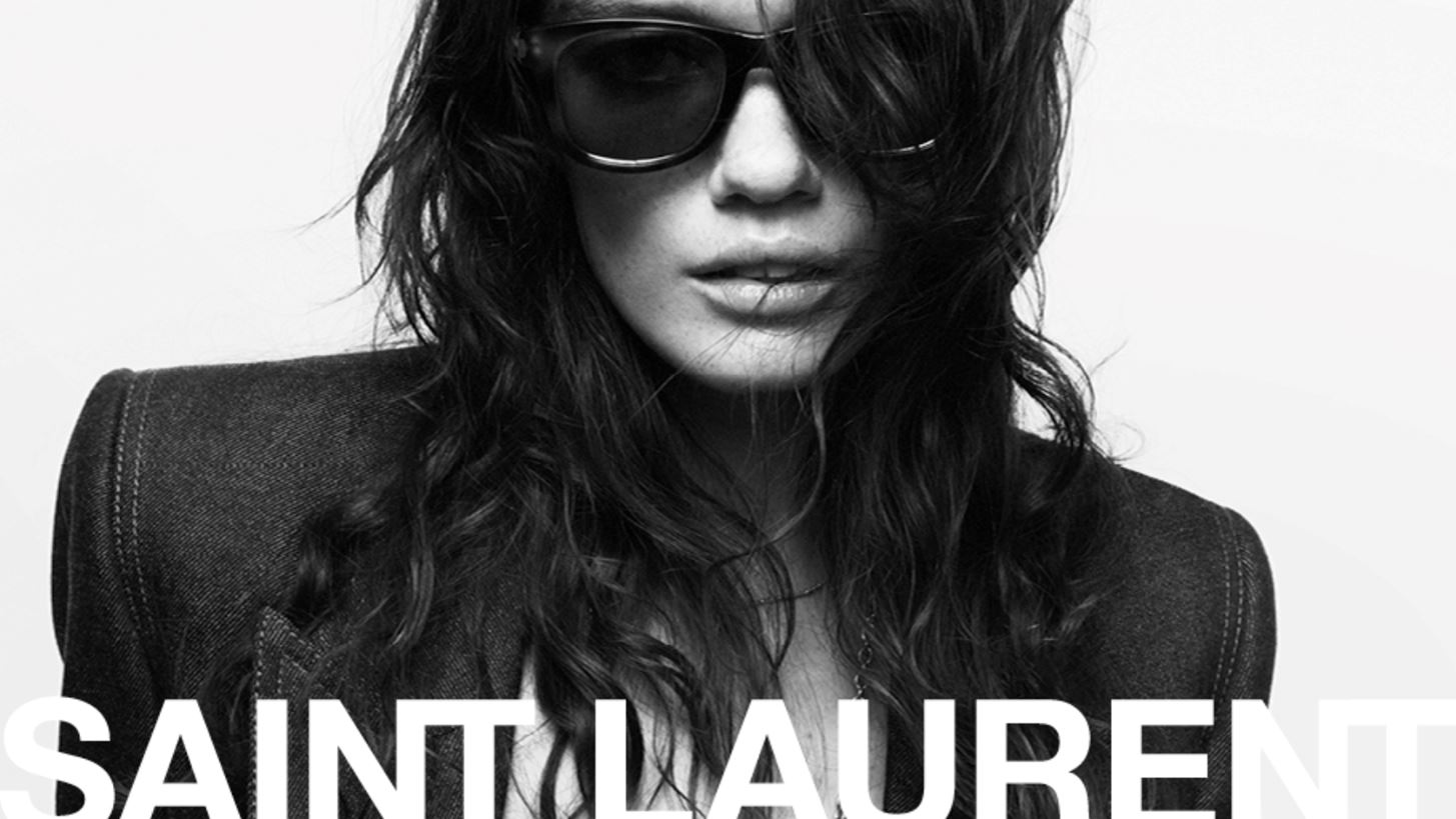 &#x397; &#x3BD;&#x3AD;&#x3B1; &#x3C3;&#x3C5;&#x3BB;&#x3BB;&#x3BF;&#x3B3;&#x3AE; &#x3B3;&#x3C5;&#x3B1;&#x3BB;&#x3B9;&#x3CE;&#x3BD; Saint Laurent &#x3B3;&#x3B9;&#x3B1; &#x3C4;&#x3B7;&#x3BD; &#x3AC;&#x3BD;&#x3BF;&#x3B9;&#x3BE;&#x3B7;