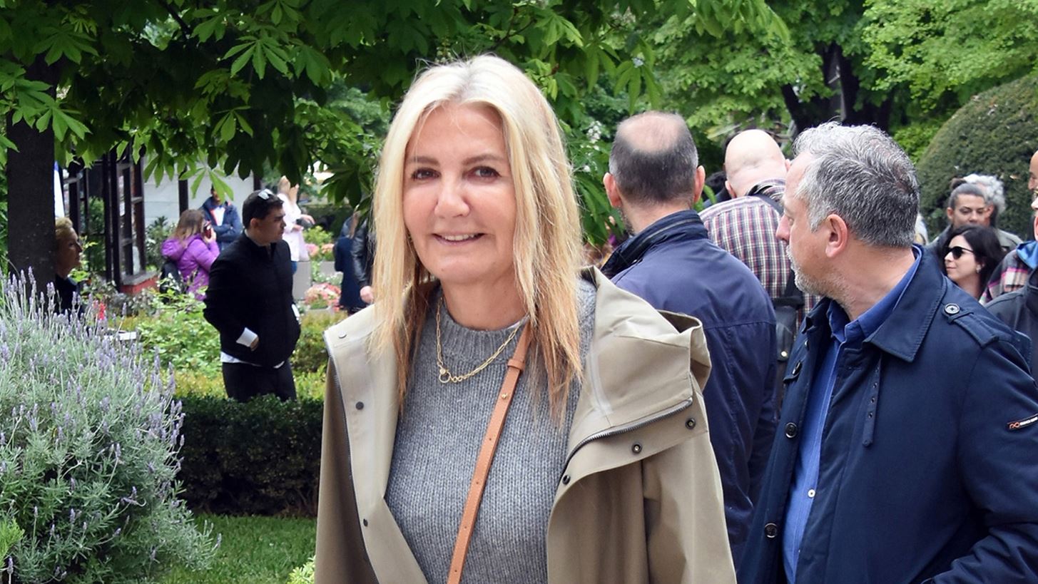 &#x39C;&#x3B1;&#x3C1;&#x3AD;&#x3B2;&#x3B1; &#x39C;&#x3B7;&#x3C4;&#x3C3;&#x3BF;&#x3C4;&#x3AC;&#x3BA;&#x3B7; | H casual &#x3B5;&#x3BC;&#x3C6;&#x3AC;&#x3BD;&#x3B9;&#x3C3;&#x3B7; &#x3BC;&#x3B5; denim &#x3C0;&#x3B1;&#x3BD;&#x3C4;&#x3B5;&#x3BB;&#x3CC;&#x3BD;&#x3B9;