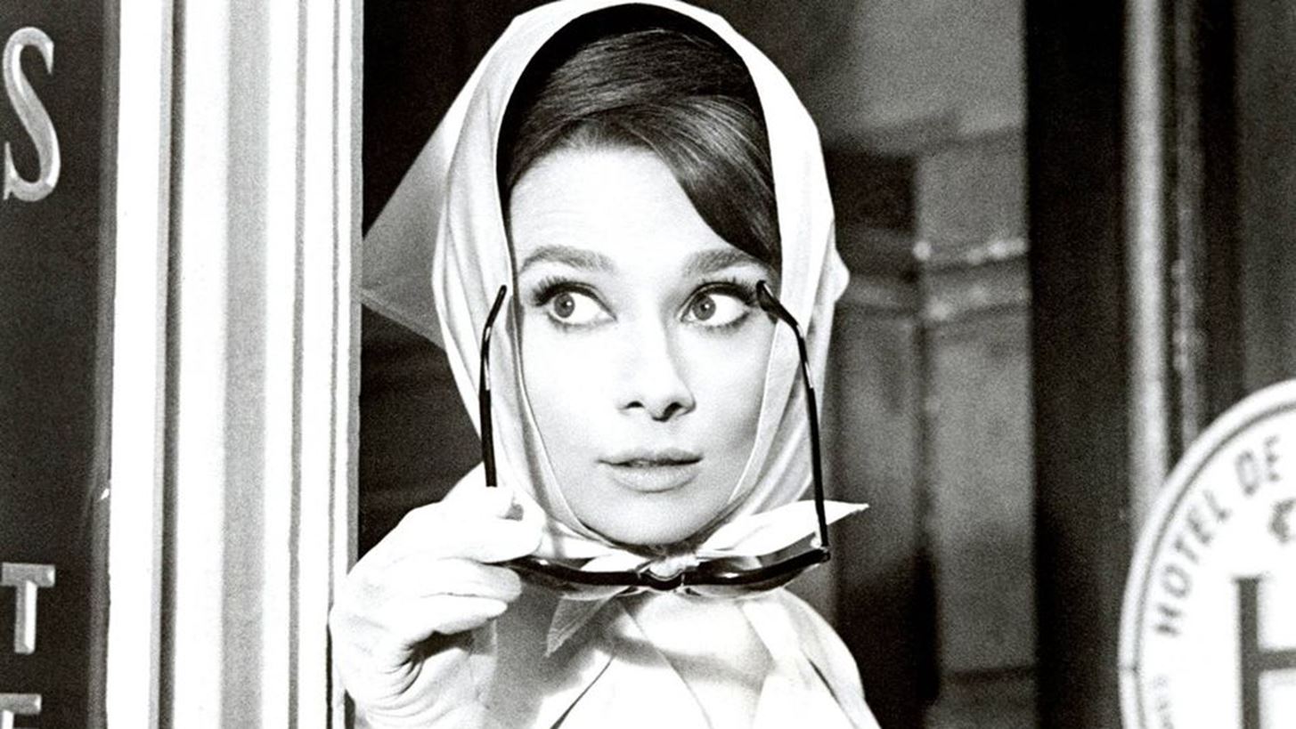 &#x3A1;&#x3BF;&#x3CD;&#x3C7;&#x3B1; &#x3BA;&#x3B1;&#x3B9; &#x3C0;&#x3C1;&#x3BF;&#x3C3;&#x3C9;&#x3C0;&#x3B9;&#x3BA;&#x3AC; &#x3B1;&#x3BD;&#x3C4;&#x3B9;&#x3BA;&#x3B5;&#x3AF;&#x3BC;&#x3B5;&#x3BD;&#x3B1; &#x3C4;&#x3B7;&#x3C2; Audrey Hepburn &#x3B4;&#x3B9;&#x3B1;&#x3C4;&#x3AF;&#x3B8;&#x3B5;&#x3BD;&#x3C4;&#x3B1;&#x3B9; &#x3C3;&#x3B5; &#x3B4;&#x3B7;&#x3BC;&#x3BF;&#x3C0;&#x3C1;&#x3B1;&#x3C3;&#x3AF;&#x3B1;