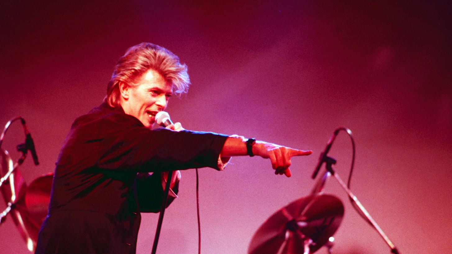 &#x388;&#x3BD;&#x3B1; &#x3BC;&#x3BF;&#x3BD;&#x3B1;&#x3B4;&#x3B9;&#x3BA;&#x3CC; video &#x3BA;&#x3C5;&#x3BA;&#x3BB;&#x3BF;&#x3C6;&#x3CC;&#x3C1;&#x3B7;&#x3C3;&#x3B5; &#x3B3;&#x3B9;&#x3B1; &#x3C4;&#x3BF; Space Oddity &#x3C4;&#x3BF;&#x3C5; David Bowie