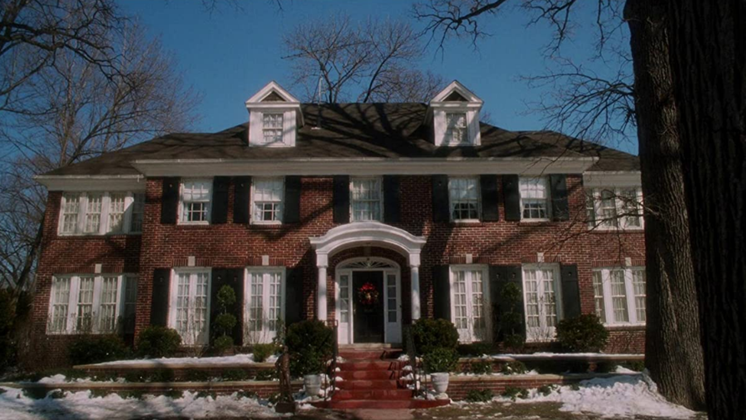 &#x397; Disney &#x3B3;&#x3B9;&#x3BF;&#x3C1;&#x3C4;&#x3AC;&#x3B6;&#x3B5;&#x3B9; &#x3C4;&#x3B1; 30 &#x3C7;&#x3C1;&#x3CC;&#x3BD;&#x3B9;&#x3B1; &#x3C4;&#x3BF;&#x3C5; Home Alone &#x3BC;&#x3B5; &#x3AD;&#x3BD;&#x3B1; gingerbread &#x3C3;&#x3C0;&#x3AF;&#x3C4;&#x3B9;