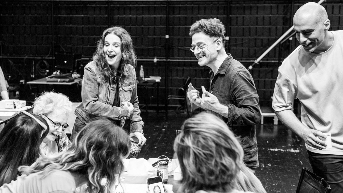 &quot;&#x39F; &#x38C;&#x3C1;&#x3BA;&#x3BF;&#x3C2; &#x3C4;&#x3B7;&#x3C2; &#x395;&#x3C5;&#x3C1;&#x3CE;&#x3C0;&#x3B7;&#x3C2;&quot; | &#x39F; Wajdi Mouawad, &#x3B7; Juliette Binoche &#x3BA;&#x3B1;&#x3B9; &#x3AD;&#x3BD;&#x3B1;&#x3C2; &#x3B4;&#x3B9;&#x3B1;&#x3C0;&#x3BF;&#x3BB;&#x3B9;&#x3C4;&#x3B9;&#x3C3;&#x3BC;&#x3B9;&#x3BA;&#x3CC;&#x3C2; &#x3B8;&#x3AF;&#x3B1;&#x3C3;&#x3BF;&#x3C2; &#x3C3;&#x3C4;&#x3B7;&#x3BD; &#x395;&#x3C0;&#x3AF;&#x3B4;&#x3B1;&#x3C5;&#x3C1;&#x3BF;