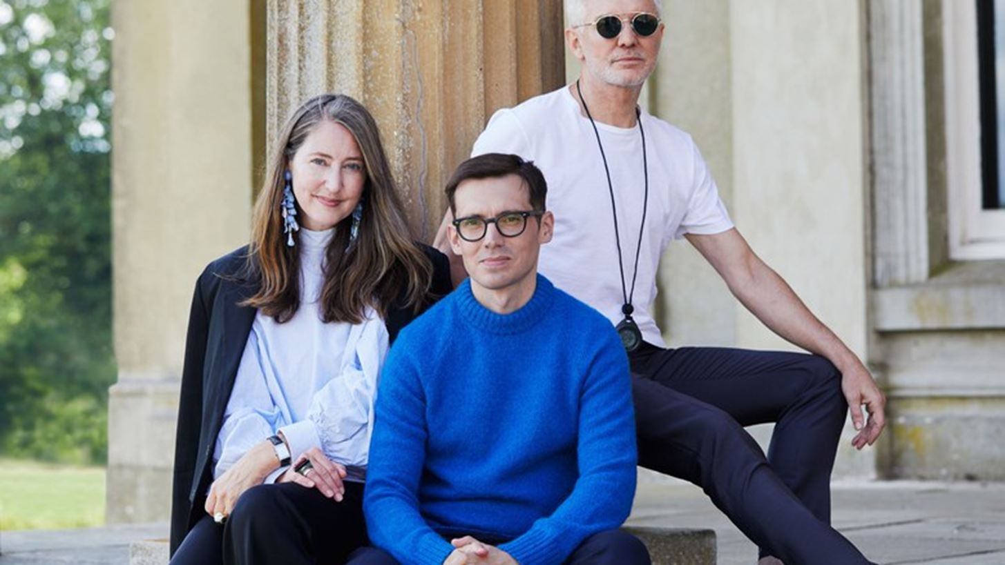 Erdem x H&amp;M: &#x38C;&#x3BB;&#x3B1; &#x3CC;&#x3C3;&#x3B1; &#x3BE;&#x3AD;&#x3C1;&#x3BF;&#x3C5;&#x3BC;&#x3B5; &#x3B3;&#x3B9;&#x3B1; &#x3C4;&#x3B7; &#x3C3;&#x3C5;&#x3BD;&#x3B5;&#x3C1;&#x3B3;&#x3B1;&#x3C3;&#x3AF;&#x3B1; &#x3C4;&#x3B9;&#x3C2; &#x3C7;&#x3C1;&#x3BF;&#x3BD;&#x3B9;&#x3AC;&#x3C2;