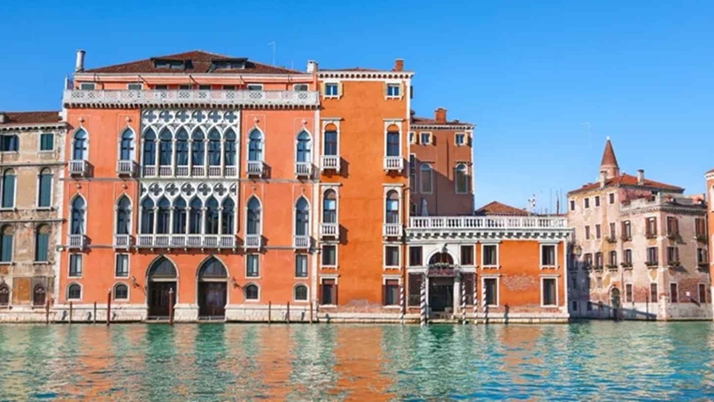 &#x3A4;&#x3BF; &#x3BC;&#x3C0;&#x3B1;&#x3C1;&#x3CC;&#x3BA; &#x3B1;&#x3B9;&#x3C3;&#x3B8;&#x3B7;&#x3C4;&#x3B9;&#x3BA;&#x3AE;&#x3C2; Palazzo Pisani Moretta &#x3CC;&#x3C0;&#x3BF;&#x3C5; &#x3C0;&#x3B1;&#x3BD;&#x3C4;&#x3C1;&#x3B5;&#x3CD;&#x3C4;&#x3B7;&#x3BA;&#x3B5; &#x3B7; Anya Taylor Joy