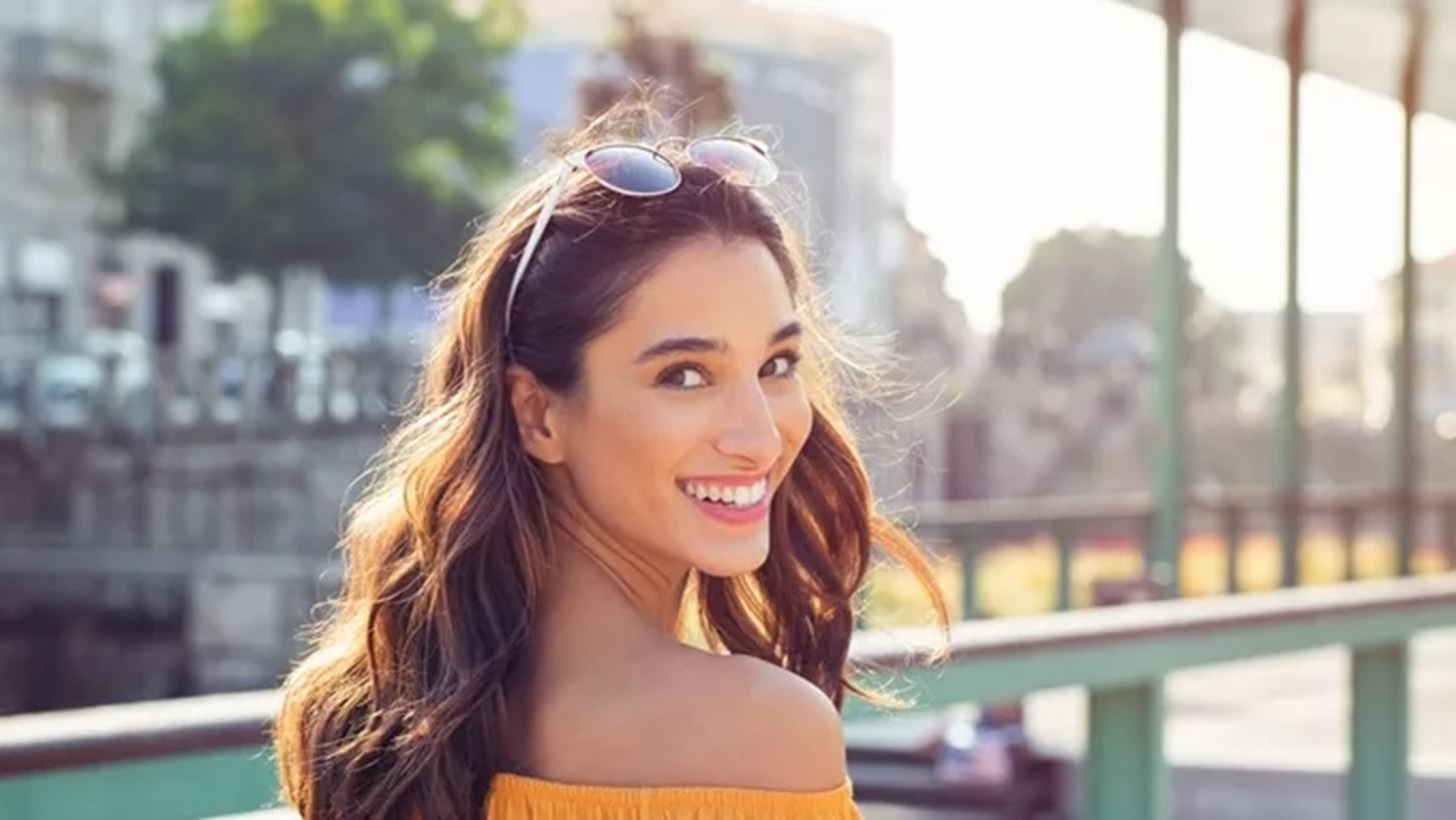 4 &#x3B9;&#x3B4;&#x3AD;&#x3B5;&#x3C2; &#x3B3;&#x3B9;&#x3B1; &#x3BD;&#x3B1; &#x3B3;&#x3AF;&#x3BD;&#x3B5;&#x3B9;&#x3C2; &quot;&#x3C4;&#x3BF;&#x3C5;&#x3C1;&#x3AF;&#x3C3;&#x3C4;&#x3B1;&#x3C2; &#x3C3;&#x3C4;&#x3B7;&#x3BD; &#x3C0;&#x3CC;&#x3BB;&#x3B7; &#x3C3;&#x3BF;&#x3C5;&quot; &#x3C4;&#x3BF;&#x3BD; &#x399;&#x3BF;&#x3CD;&#x3BB;&#x3B9;&#x3BF;, &#x3BA;&#x3B1;&#x3B9; &#x3BD;&#x3B1; &#x3C0;&#x3B5;&#x3C1;&#x3AC;&#x3C3;&#x3B5;&#x3B9;&#x3C2; &#x3B1;&#x3C0;&#x3BB;&#x3AC; &#x3BC;&#x3BF;&#x3BD;&#x3B1;&#x3B4;&#x3B9;&#x3BA;&#x3AC;