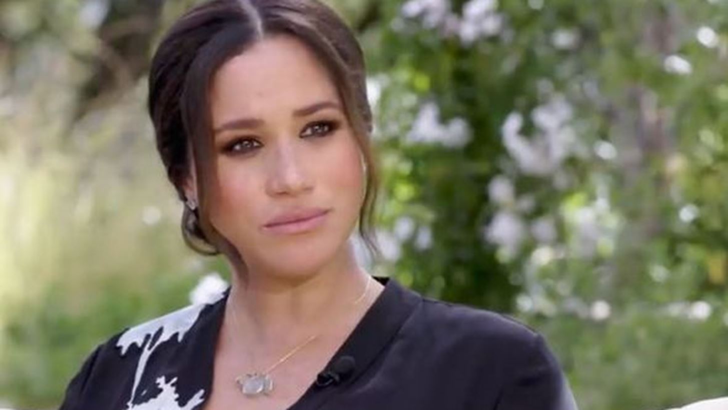 &#x397; Meghan Markle &#x3C6;&#x3CC;&#x3C1;&#x3B5;&#x3C3;&#x3B5; &#x3C4;&#x3BF; &#x3C0;&#x3B1;&#x3BB;&#x3C4;&#x3CC; &#x3C0;&#x3BF;&#x3C5; &#x3BA;&#x3AC;&#x3B8;&#x3B5; &#x3B3;&#x3C5;&#x3BD;&#x3B1;&#x3AF;&#x3BA;&#x3B1; &#x3C0;&#x3C1;&#x3AD;&#x3C0;&#x3B5;&#x3B9; &#x3BD;&#x3B1; &#x3AD;&#x3C7;&#x3B5;&#x3B9; &#x3C3;&#x3C4;&#x3B7;&#x3BD; &#x3B3;&#x3BA;&#x3B1;&#x3C1;&#x3BD;&#x3C4;&#x3B1;&#x3C1;&#x3CC;&#x3BC;&#x3C0;&#x3B1; &#x3C4;&#x3B7;&#x3C2;