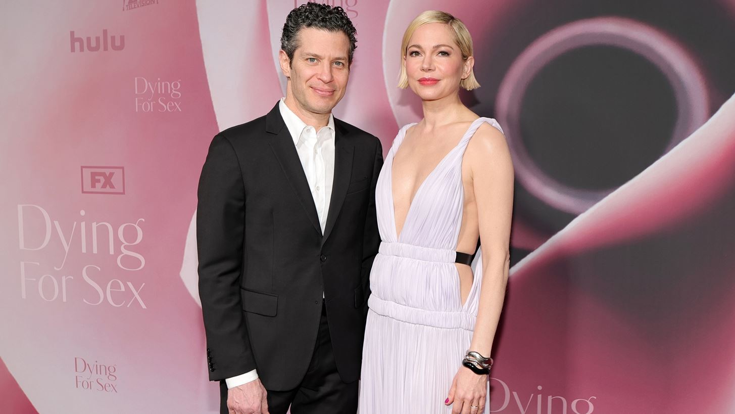 &#x397; Michelle Williams &#x3C5;&#x3C0;&#x3BF;&#x3B4;&#x3AD;&#x3C7;&#x3B8;&#x3B7;&#x3BA;&#x3B5; &#x3C4;&#x3BF; &#x3C4;&#x3AD;&#x3C4;&#x3B1;&#x3C1;&#x3C4;&#x3BF; &#x3C0;&#x3B1;&#x3B9;&#x3B4;&#x3AF; &#x3C4;&#x3B7;&#x3C2; &#x3BC;&#x3C5;&#x3C3;&#x3C4;&#x3B9;&#x3BA;&#x3AC; &#x3BC;&#x3AD;&#x3C3;&#x3C9; &#x3C0;&#x3B1;&#x3C1;&#x3AD;&#x3BD;&#x3B8;&#x3B5;&#x3C4;&#x3B7;&#x3C2; &#x3BC;&#x3B7;&#x3C4;&#x3AD;&#x3C1;&#x3B1;&#x3C2;