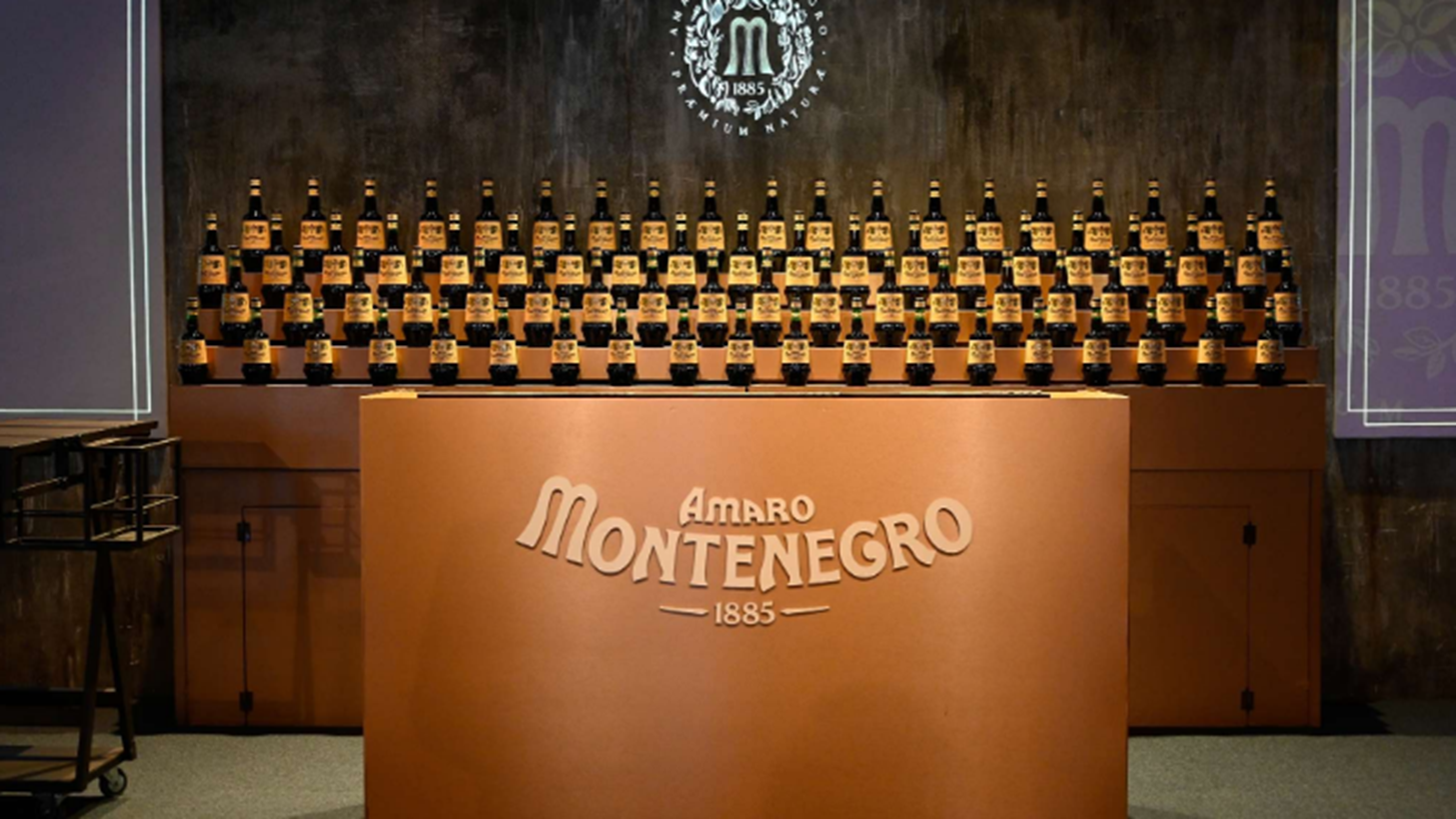 Vero Bartender | &#x388;&#x3C6;&#x3C4;&#x3B1;&#x3C3;&#x3B5; &#x3B7; &#x3C3;&#x3C4;&#x3B9;&#x3B3;&#x3BC;&#x3AE; &#x3B3;&#x3B9;&#x3B1; &#x3C4;&#x3BF;&#x3BD; 1&#x3BF; &#x3B5;&#x3BB;&#x3BB;&#x3B7;&#x3BD;&#x3B9;&#x3BA;&#x3CC; &#x3C4;&#x3B5;&#x3BB;&#x3B9;&#x3BA;&#x3CC; &#x3B1;&#x3C0;&#x3CC; &#x3C4;&#x3BF; Amaro Montenegro