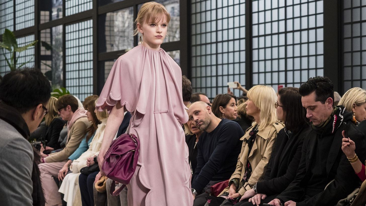 Givenhcy, Balenciaga, Valentino F/W '18: Τα ωραιότερα looks των συλλογών