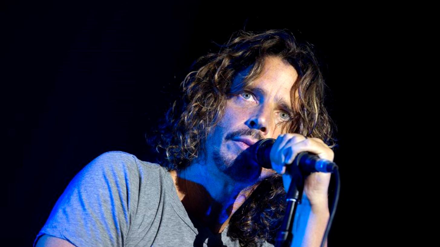 &#x388;&#x3C6;&#x3C5;&#x3B3;&#x3B5; &#x3B1;&#x3C0;&#x3CC; &#x3C4;&#x3B7; &#x3B6;&#x3C9;&#x3AE; &#x3BF; &#x3C4;&#x3C1;&#x3B1;&#x3B3;&#x3BF;&#x3C5;&#x3B4;&#x3B9;&#x3C3;&#x3C4;&#x3AE;&#x3C2; Chris Cornell
