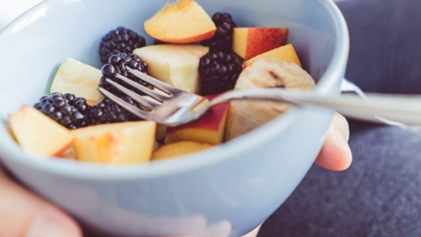 4 σημάδια ότι τρως πολλά φρούτα