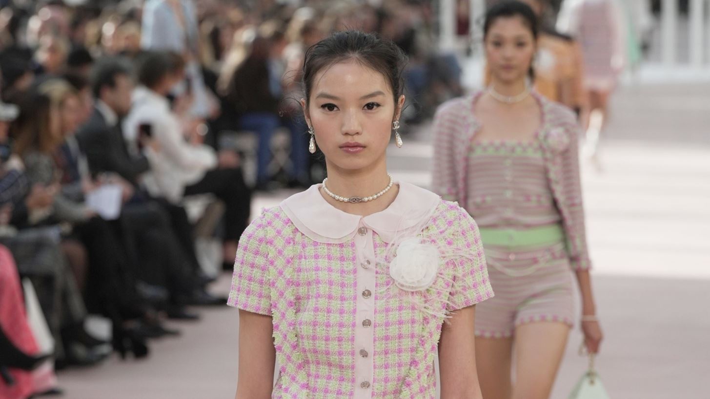 5 pastel αποχρώσεις που θα ομορφύνουν τα ανοιξιάτικα looks σου με βάση τις τάσεις της μόδας