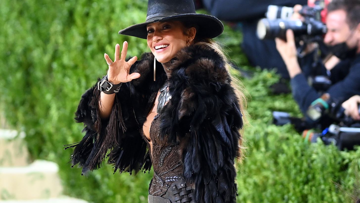 &#x391;&#x3C5;&#x3C4;&#x3CC; &#x3C4;&#x3BF; &#x3C6;&#x3B9;&#x3BB;&#x3AF;! &#x397; Jennifer Lopez &#x3BA;&#x3B1;&#x3B9; &#x3BF; Ben Affleck &#x3AD;&#x3B4;&#x3B5;&#x3B9;&#x3BE;&#x3B1;&#x3BD; &#x3C3;&#x3C4;&#x3BF; Met Gala &#x3C4;&#x3B9; &#x3C3;&#x3B7;&#x3BC;&#x3B1;&#x3AF;&#x3BD;&#x3B5;&#x3B9; &#x3BD;&#x3B1; &#x3B5;&#x3AF;&#x3C3;&#x3B1;&#x3B9; &#x3B5;&#x3C1;&#x3C9;&#x3C4;&#x3B5;&#x3C5;&#x3BC;&#x3AD;&#x3BD;&#x3BF;&#x3C2; &#x3C3;&#x3C4;&#x3B1; &#x3C7;&#x3C1;&#x3CC;&#x3BD;&#x3B9;&#x3B1; &#x3C4;&#x3BF;&#x3C5; &#x3BA;&#x3BF;&#x3C1;&#x3BF;&#x3BD;&#x3BF;&#x3CA;&#x3BF;&#x3CD;