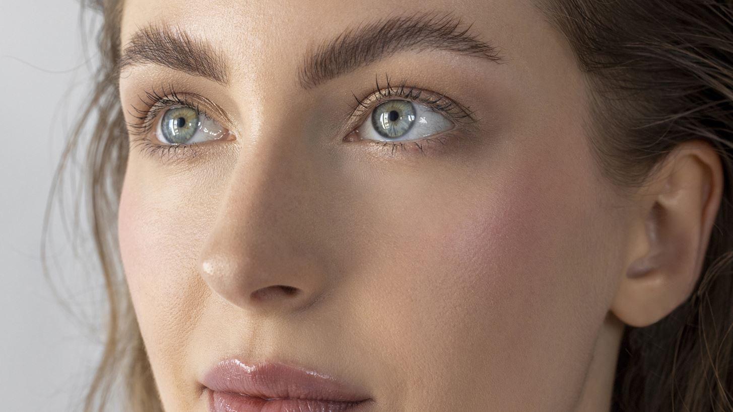 Το έξυπνο foundation-concealer που χαρίζει τέλεια κάλυψη