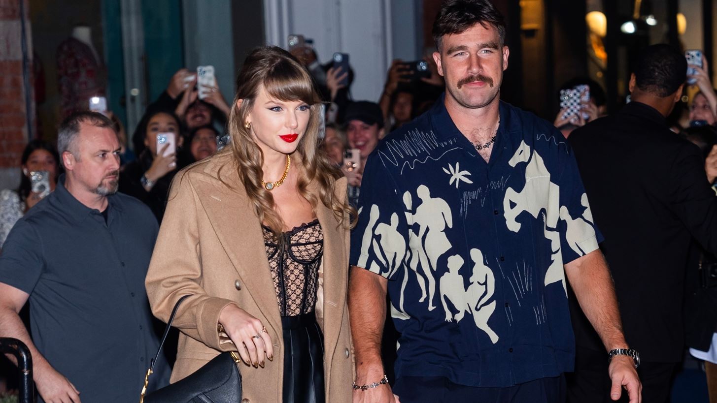&#x39F; &#x3B1;&#x3C1;&#x3C1;&#x3B1;&#x3B2;&#x3CE;&#x3BD;&#x3B1;&#x3C2; &#x3C4;&#x3B7;&#x3C2; Taylor Swift &#x3BA;&#x3B1;&#x3B9; &#x3C4;&#x3BF; &#x3C6;&#x3CC;&#x3C1;&#x3B5;&#x3BC;&#x3B1; &#x3C0;&#x3BF;&#x3C5; &#x3AD;&#x3B3;&#x3B9;&#x3BD;&#x3B5; &#x3B1;&#x3BD;&#x3AC;&#x3C1;&#x3C0;&#x3B1;&#x3C3;&#x3C4;&#x3BF; &#x3BC;&#x3AD;&#x3C3;&#x3B1; &#x3C3;&#x3B5; &#x3BB;&#x3AF;&#x3B3;&#x3B5;&#x3C2; &#x3CE;&#x3C1;&#x3B5;&#x3C2;