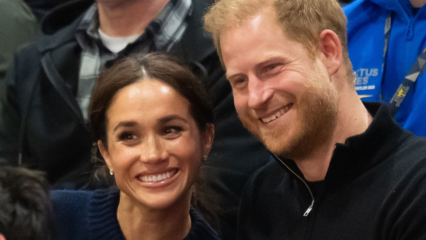 &#x3A0;&#x3C1;&#x3AF;&#x3B3;&#x3BA;&#x3B9;&#x3C0;&#x3B1;&#x3C2; Harry | &#x397; &#x3C3;&#x3C5;&#x3BC;&#x3C0;&#x3B5;&#x3C1;&#x3B9;&#x3C6;&#x3BF;&#x3C1;&#x3AC; &#x3C4;&#x3BF;&#x3C5; &#x3C3;&#x3C4;&#x3B1; &#x3B3;&#x3C5;&#x3C1;&#x3AF;&#x3C3;&#x3BC;&#x3B1;&#x3C4;&#x3B1; &#x3C4;&#x3BF;&#x3C5; &quot;With Love, Meghan&quot; &#x3B3;&#x3AF;&#x3BD;&#x3B5;&#x3C4;&#x3B1;&#x3B9; &#x3B8;&#x3AD;&#x3BC;&#x3B1; &#x3C3;&#x3C5;&#x3B6;&#x3AE;&#x3C4;&#x3B7;&#x3C3;&#x3B7;&#x3C2; - &#x3A4;&#x3B9; &#x3B1;&#x3C0;&#x3BF;&#x3BA;&#x3B1;&#x3BB;&#x3CD;&#x3C0;&#x3C4;&#x3BF;&#x3C5;&#x3BD; &#x3BC;&#x3AD;&#x3BB;&#x3B7; &#x3C4;&#x3B7;&#x3C2; &#x3C0;&#x3B1;&#x3C1;&#x3B1;&#x3B3;&#x3C9;&#x3B3;&#x3AE;&#x3C2;