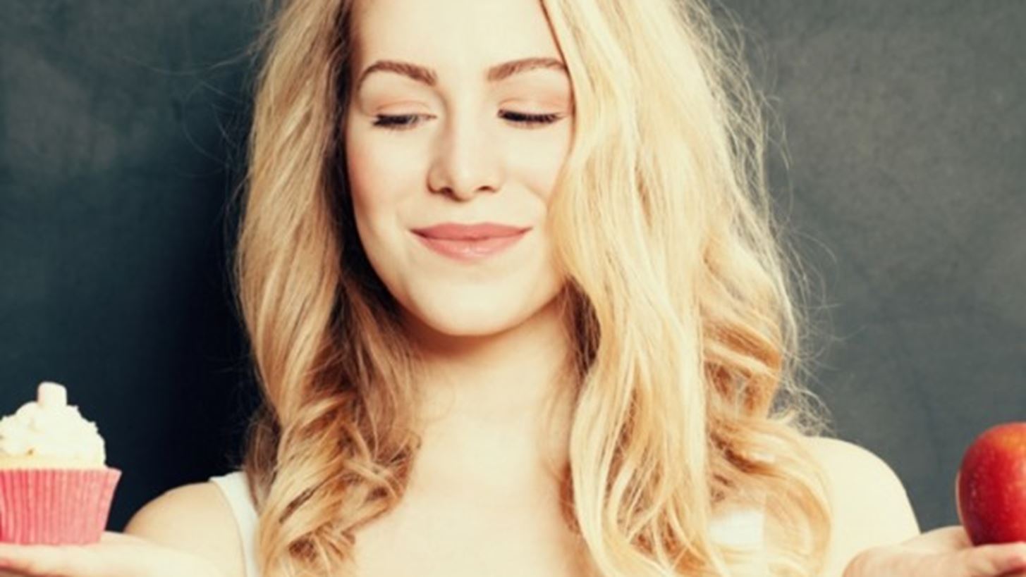 6 τεχνικές για snacking που δεν παχαίνει από τη διαιτολόγο (να πώς θα διαλέξεις σνακ)