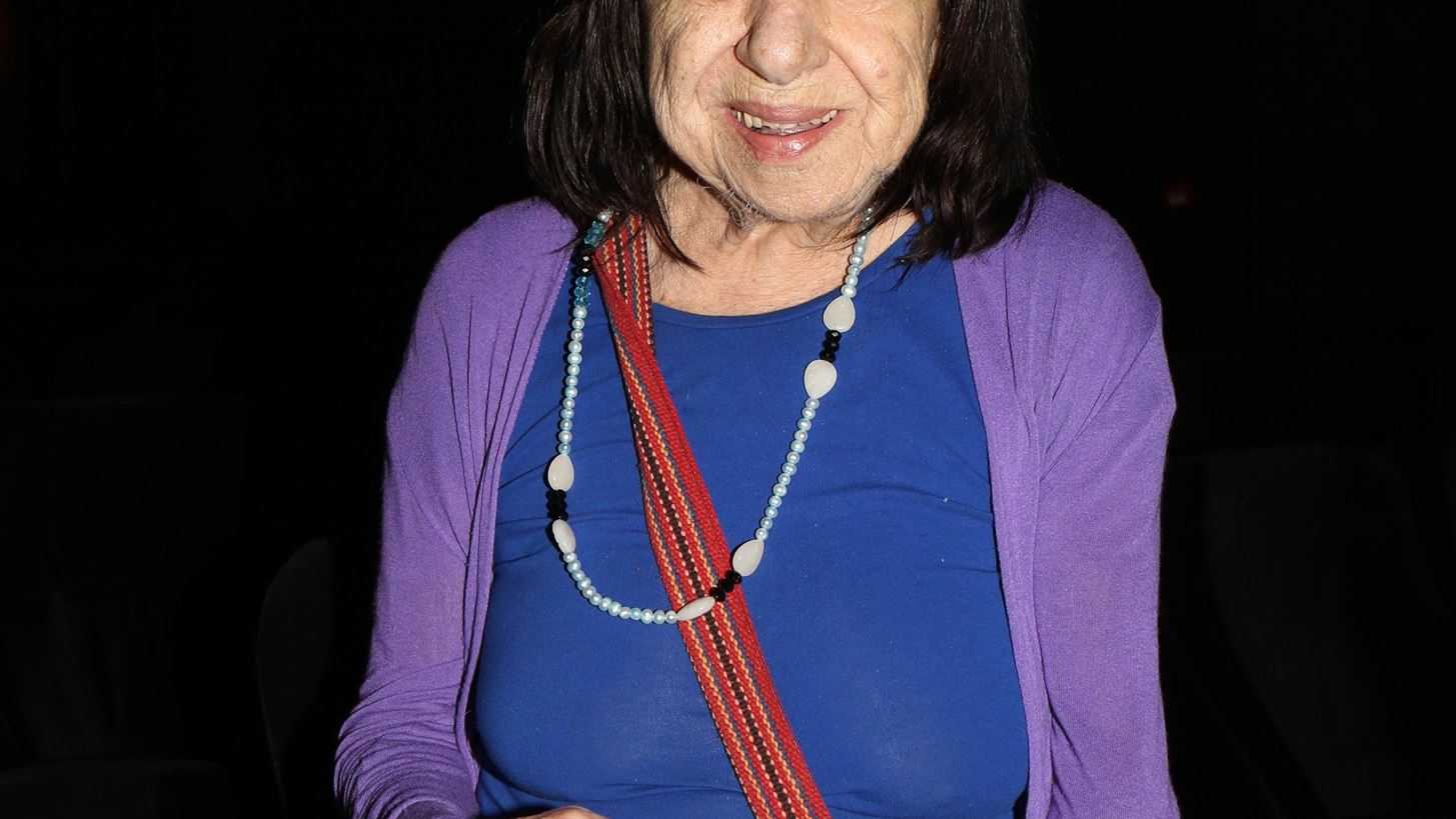 &#x388;&#x3C6;&#x3C5;&#x3B3;&#x3B5; &#x3B1;&#x3C0;&#x3CC; &#x3C4;&#x3B7; &#x3B6;&#x3C9;&#x3AE; &#x3B7; &#x3C3;&#x3C0;&#x3BF;&#x3C5;&#x3B4;&#x3B1;&#x3AF;&#x3B1; &#x3C0;&#x3BF;&#x3B9;&#x3AE;&#x3C4;&#x3C1;&#x3B9;&#x3B1; &#x39A;&#x3B1;&#x3C4;&#x3B5;&#x3C1;&#x3AF;&#x3BD;&#x3B1; &#x391;&#x3B3;&#x3B3;&#x3B5;&#x3BB;&#x3AC;&#x3BA;&#x3B7; - &#x3A1;&#x3BF;&#x3C5;&#x3BA;