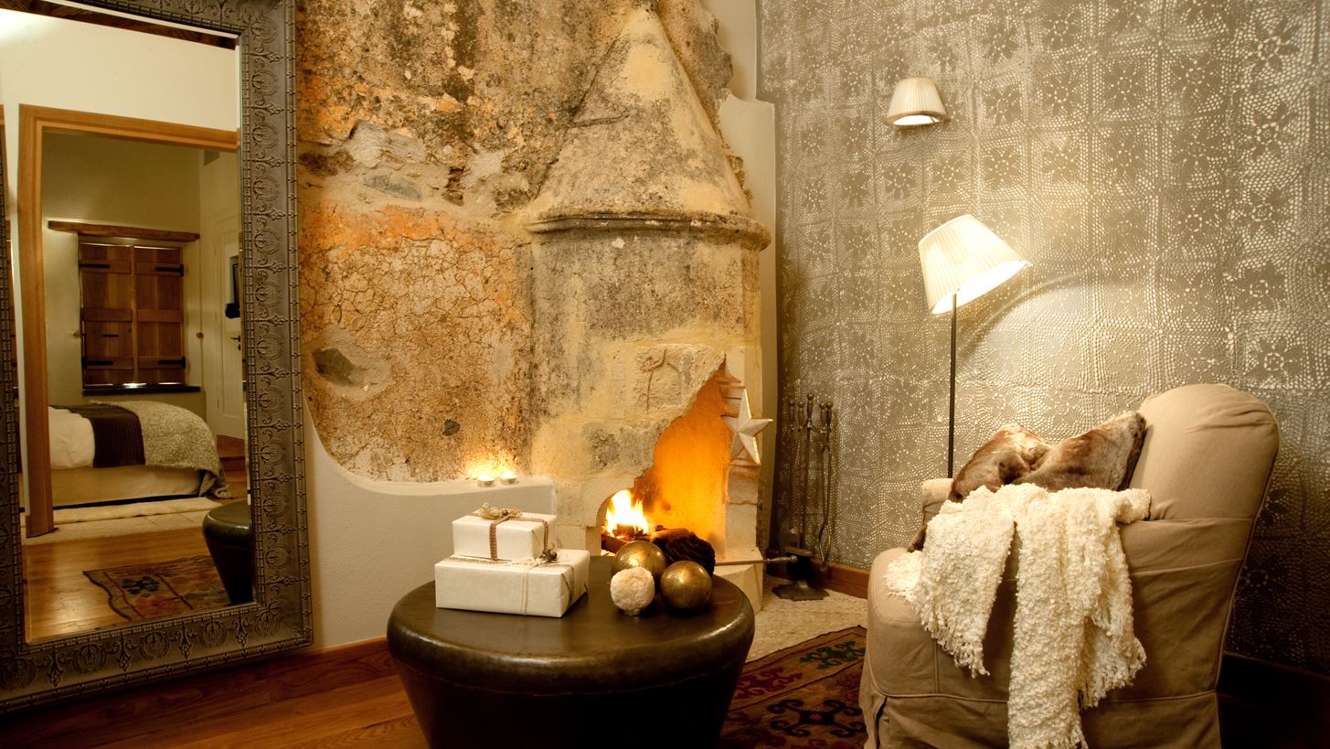 &#x3A7;&#x3C1;&#x3B9;&#x3C3;&#x3C4;&#x3BF;&#x3CD;&#x3B3;&#x3B5;&#x3BD;&#x3BD;&#x3B1; &#x3BA;&#x3B1;&#x3B9; &#x3A0;&#x3C1;&#x3C9;&#x3C4;&#x3BF;&#x3C7;&#x3C1;&#x3BF;&#x3BD;&#x3B9;&#x3AC; &#x3C3;&#x3C4;&#x3BF; &#x3B1;&#x3C1;&#x3C7;&#x3BF;&#x3BD;&#x3C4;&#x3B9;&#x3BA;&#x3CC; Kinsterna