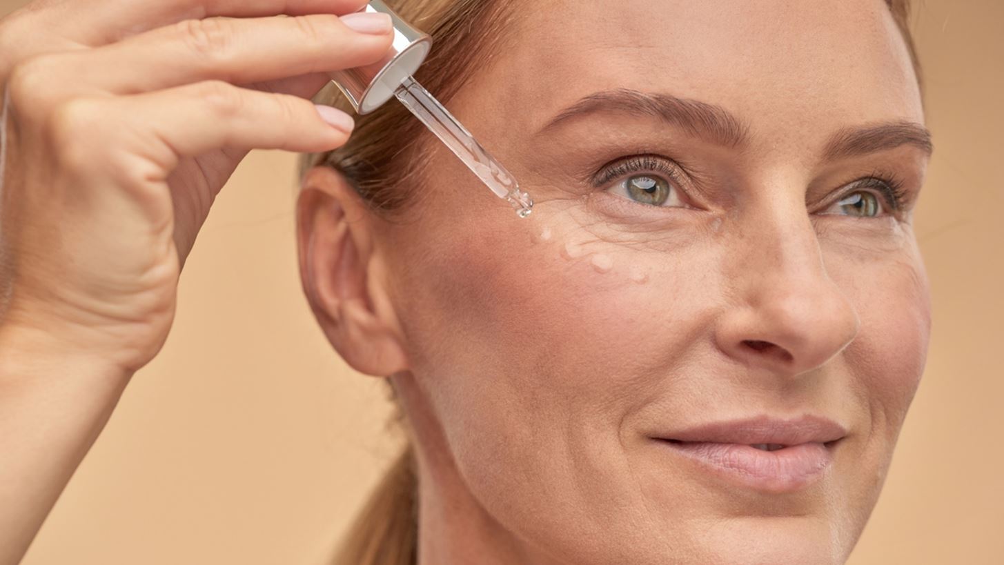 Ο μόνος ορός που διορθώνει 16 σημάδια γήρανσης