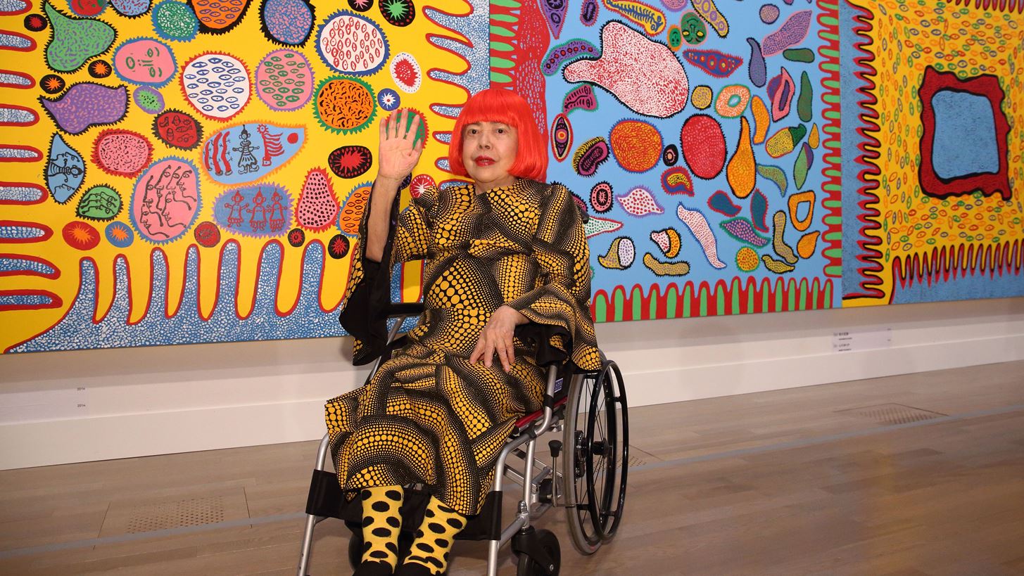H &#x3B2;&#x3B9;&#x3BF;&#x3B3;&#x3C1;&#x3B1;&#x3C6;&#x3AF;&#x3B1; &#x3C4;&#x3B7;&#x3C2; Yayoi Kusama &#x3B3;&#x3B9;&#x3B1; &#x3C0;&#x3C1;&#x3CE;&#x3C4;&#x3B7; &#x3C6;&#x3BF;&#x3C1;&#x3AC; &#x3C3;&#x3B5; &#x3BA;&#x3CC;&#x3BC;&#x3B9;&#x3BA;