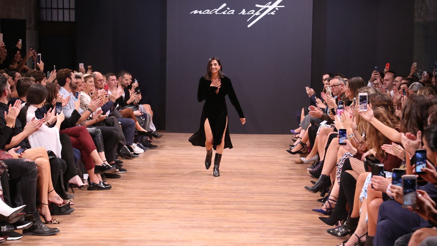 Το πρώτο fashion show της Nadia Rapti πραγματοποιήθηκε με επιτυχία