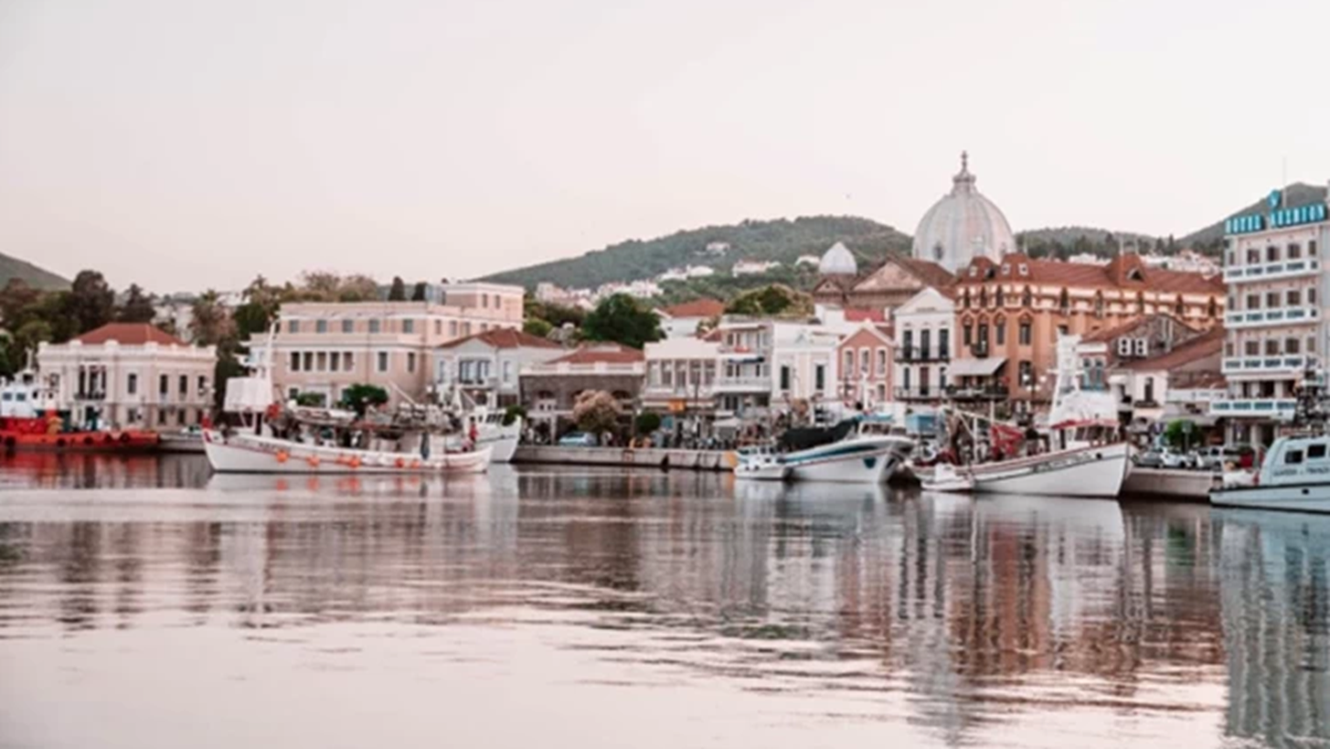 &#x3A4;&#x3B1; &#x3C0;&#x3BF;&#x3BB;&#x3BB;&#x3AC; &#x3BA;&#x3B1;&#x3B9; &#x3C3;&#x3C5;&#x3BD;&#x3B1;&#x3C1;&#x3C0;&#x3B1;&#x3C3;&#x3C4;&#x3B9;&#x3BA;&#x3AC; &#x3C0;&#x3C1;&#x3CC;&#x3C3;&#x3C9;&#x3C0;&#x3B1; &#x3C4;&#x3B7;&#x3C2; &#x39B;&#x3AD;&#x3C3;&#x3B2;&#x3BF;&#x3C5;
