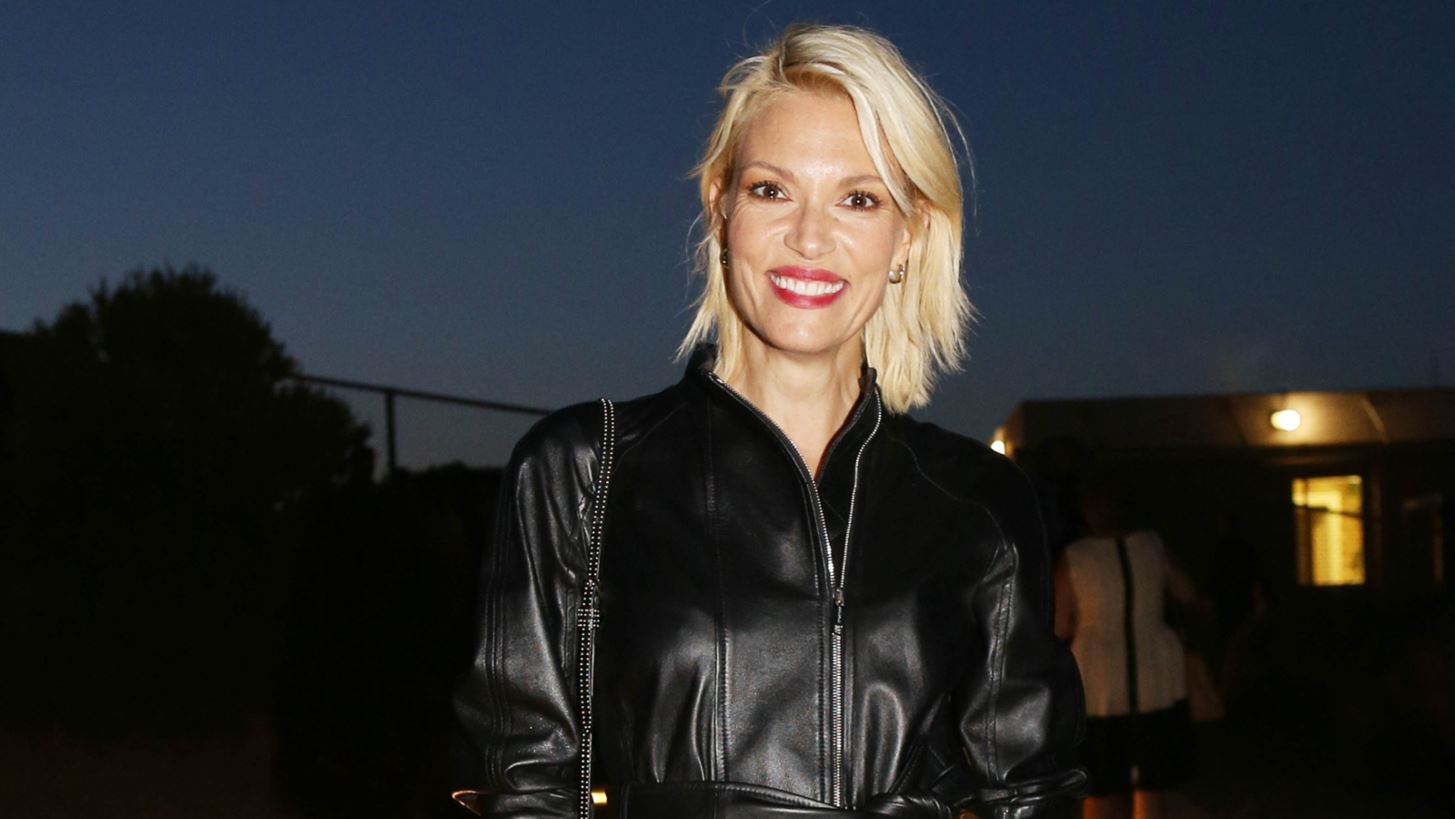 Πώς θα φορέσεις το κοστούμι την άνοιξη; | Τρεις συμβουλές που ακολουθεί πιστά η Βίκυ Καγιά