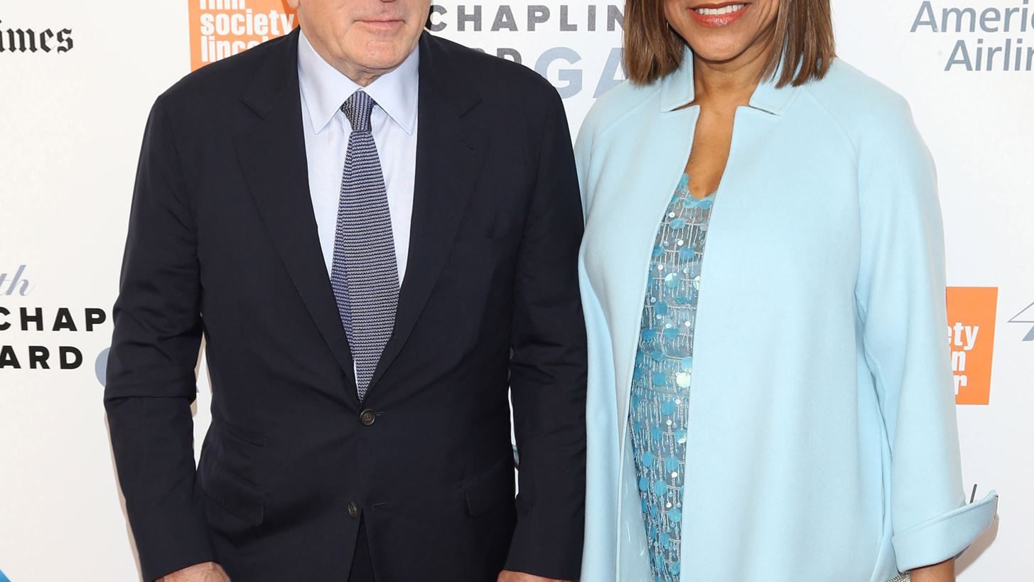 Robert De Niro | H &#x3C0;&#x3C1;&#x3CE;&#x3B7;&#x3BD; &#x3C3;&#x3CD;&#x3B6;&#x3C5;&#x3B3;&#x3CC;&#x3C2; &#x3C4;&#x3BF;&#x3C5; &#x3B4;&#x3B5;&#x3BD; &#x3B4;&#x3B9;&#x3BA;&#x3B1;&#x3B9;&#x3BF;&#x3CD;&#x3C4;&#x3B1;&#x3B9; &#x3C4;&#x3B7; &#x3BC;&#x3B9;&#x3C3;&#x3AE; &#x3C4;&#x3BF;&#x3C5; &#x3C0;&#x3B5;&#x3C1;&#x3B9;&#x3BF;&#x3C5;&#x3C3;&#x3AF;&#x3B1; &#x3BC;&#x3B5;&#x3C4;&#x3AC; &#x3C4;&#x3BF; &#x3B4;&#x3B9;&#x3B1;&#x3B6;&#x3CD;&#x3B3;&#x3B9;&#x3BF;
