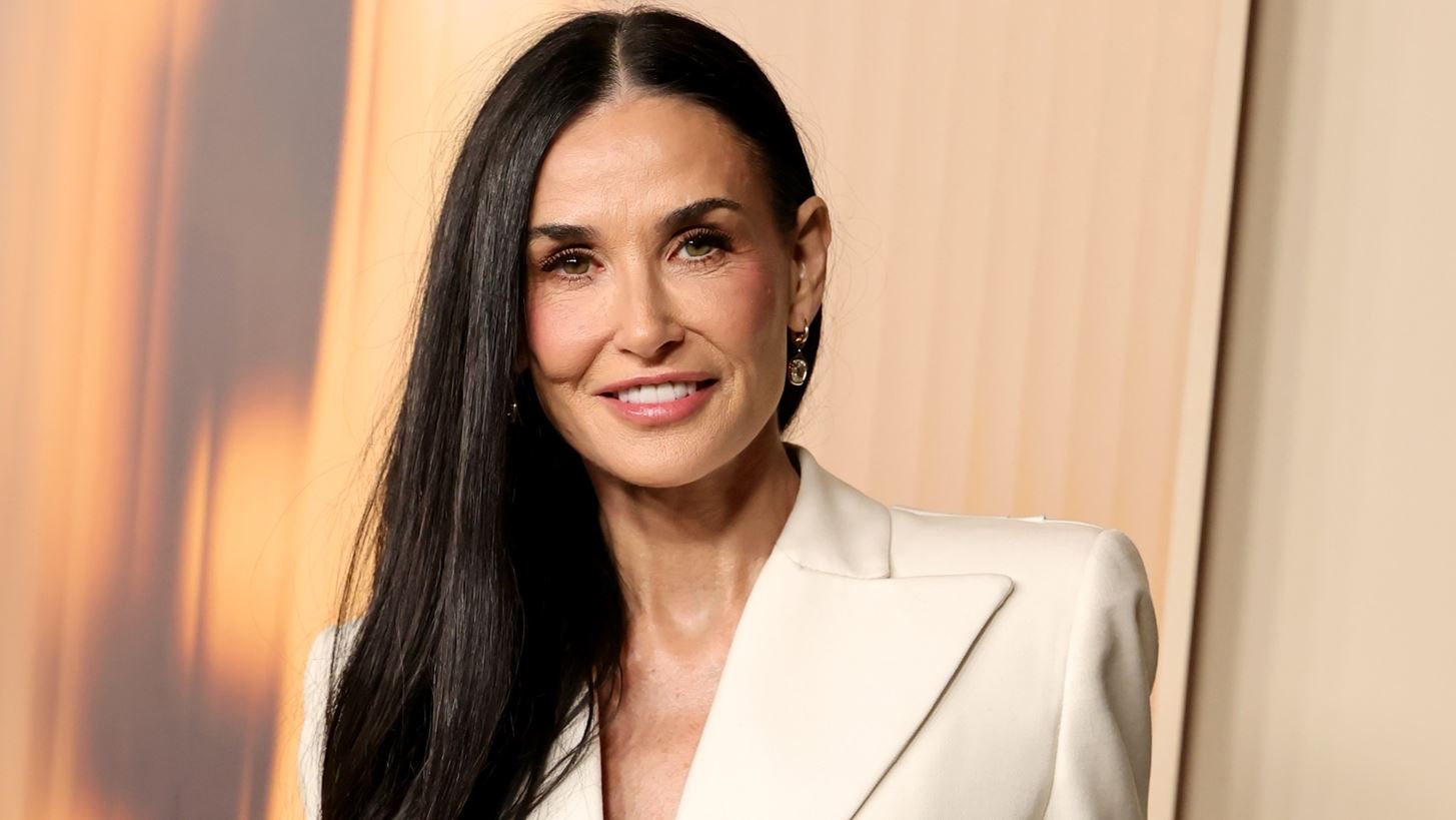 &#x397; Demi Moore &#x3B8;&#x3C5;&#x3BC;&#x3AC;&#x3C4;&#x3B1;&#x3B9; &#x3BC;&#x3B9;&#x3B1; &#x3C3;&#x3B7;&#x3BC;&#x3B1;&#x3BD;&#x3C4;&#x3B9;&#x3BA;&#x3AE; &#x3BB;&#x3B5;&#x3C0;&#x3C4;&#x3BF;&#x3BC;&#x3AD;&#x3C1;&#x3B5;&#x3B9;&#x3B1; &#x3B3;&#x3B9;&#x3B1; &#x3C4;&#x3B7;&#x3BD; &#x3B1;&#x3C0;&#x3CE;&#x3BB;&#x3B5;&#x3B9;&#x3B1; &#x3C4;&#x3BF;&#x3C5; &#x38C;&#x3C3;&#x3BA;&#x3B1;&#x3C1; &#x3B1;&#x3C0;&#x3CC; &#x3C4;&#x3B7;&#x3BD; Mikey Madison